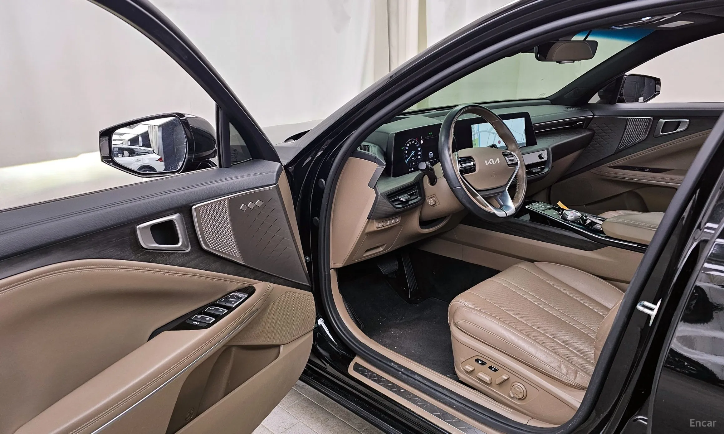 Kia K8 Hybrid превью 10