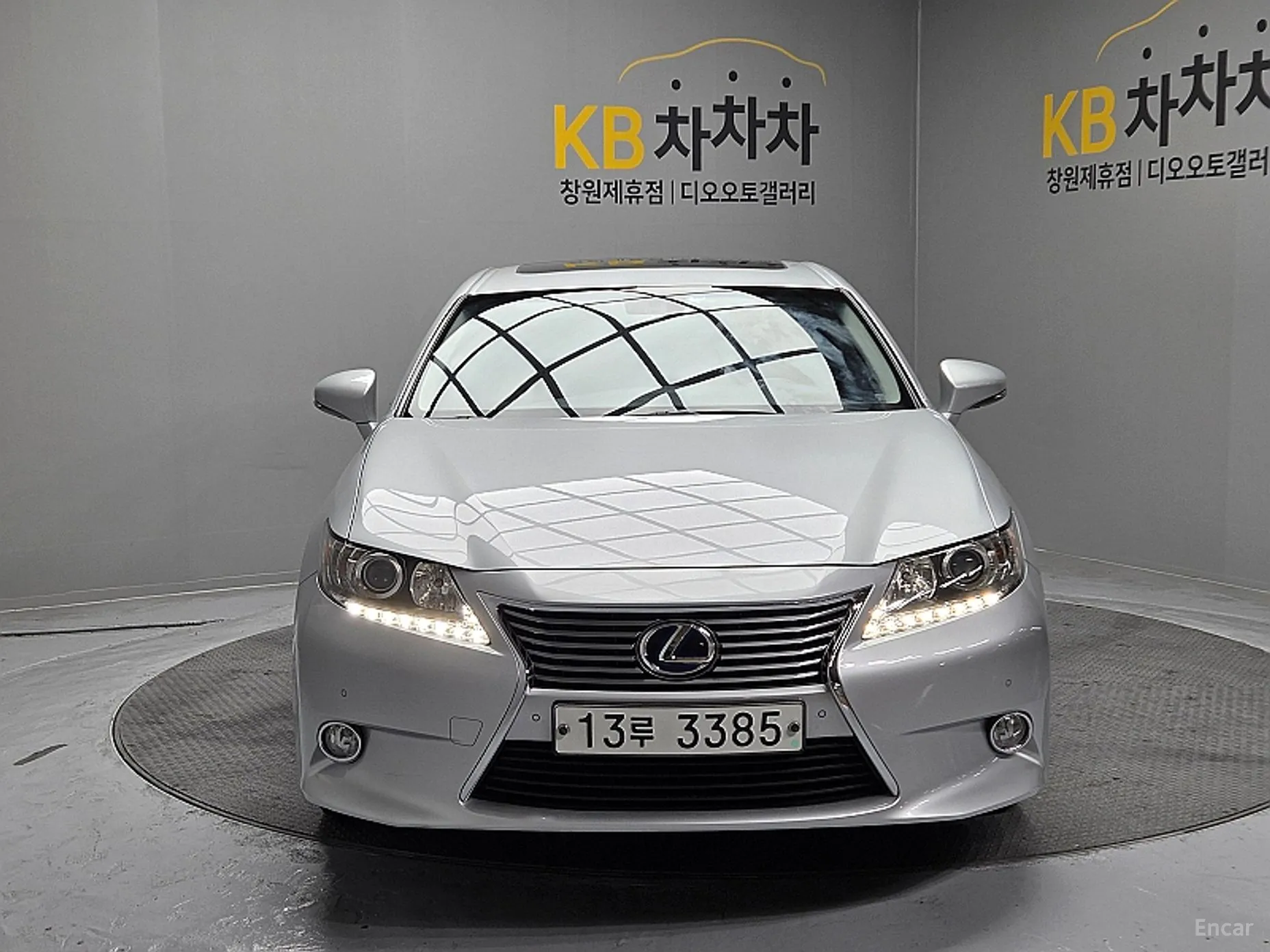 Lexus New ES300h превью 2