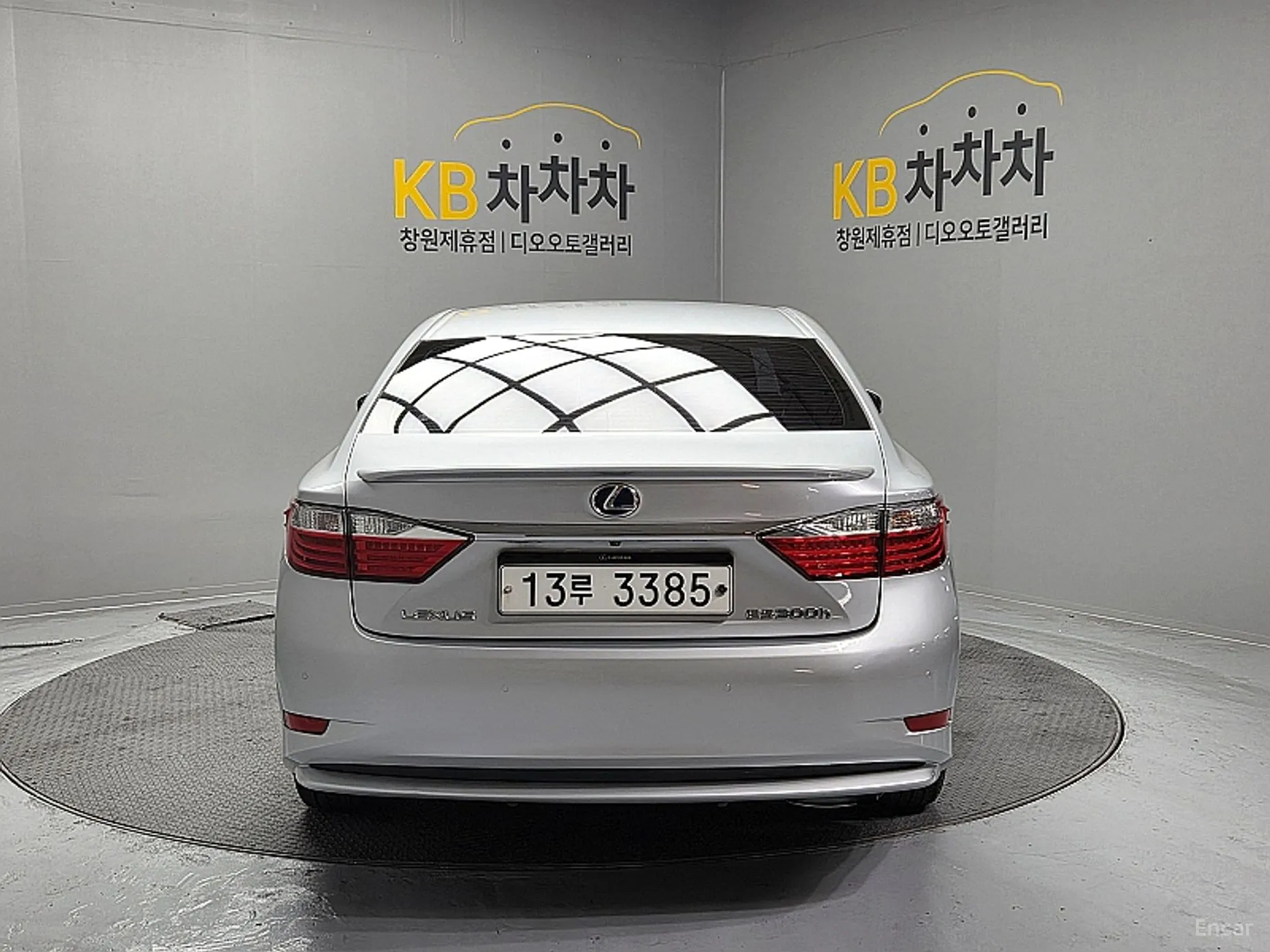 Lexus New ES300h превью 6