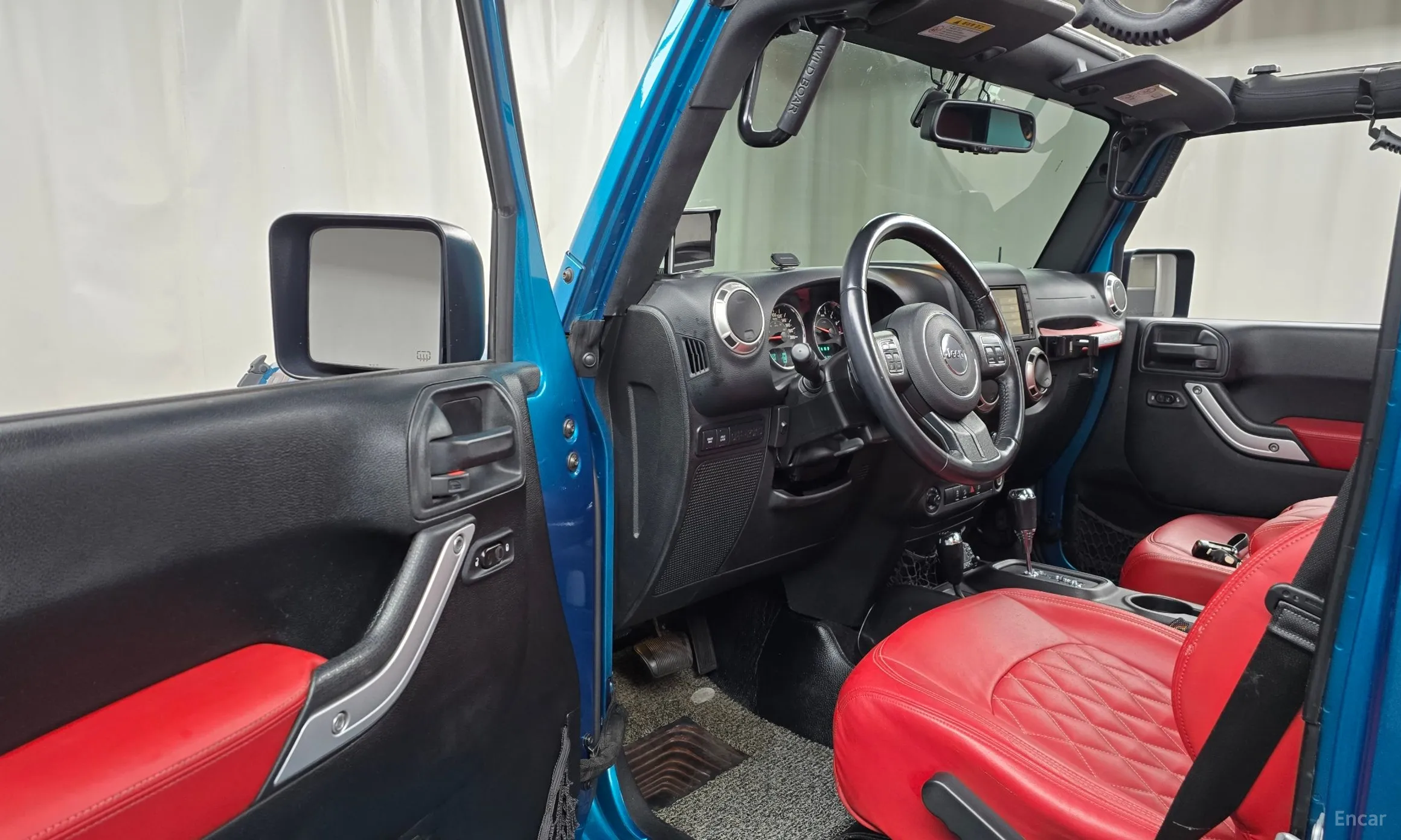 Jeep Wrangler (JK) превью 10