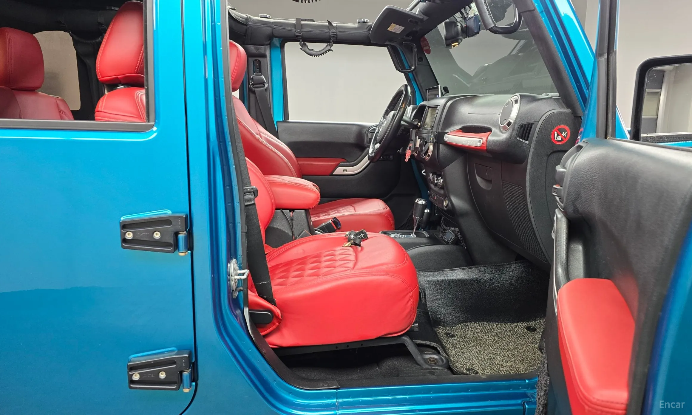 Jeep Wrangler (JK) превью 11