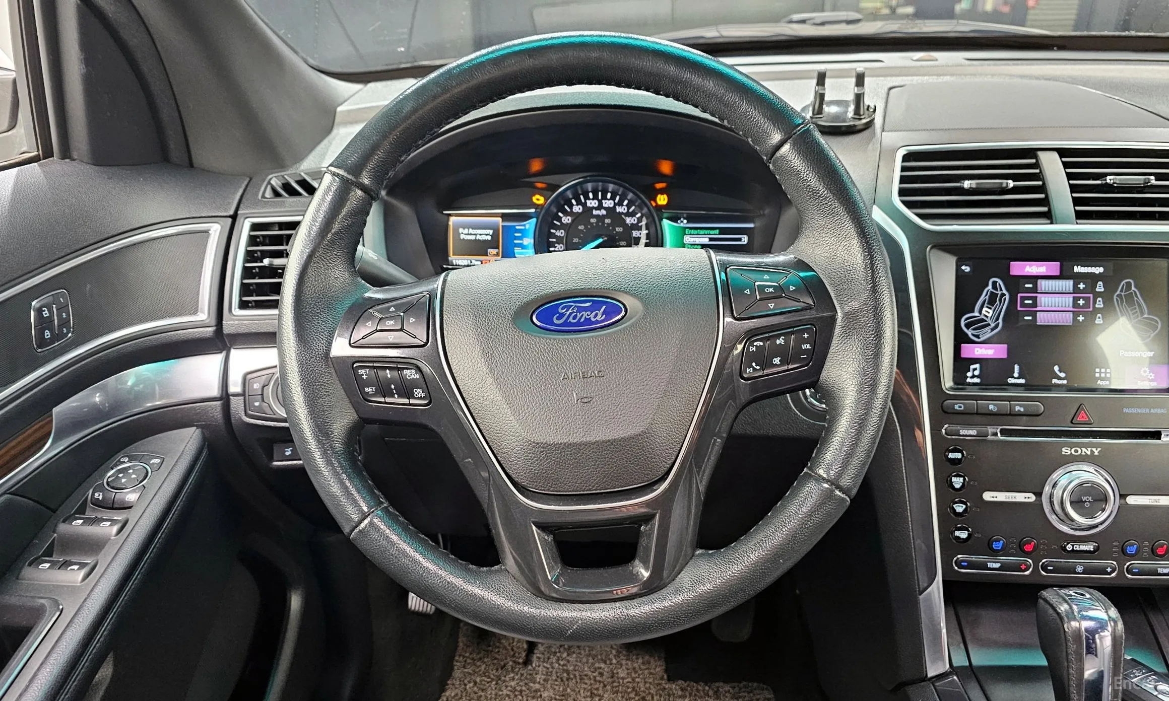Ford Explorer превью 13