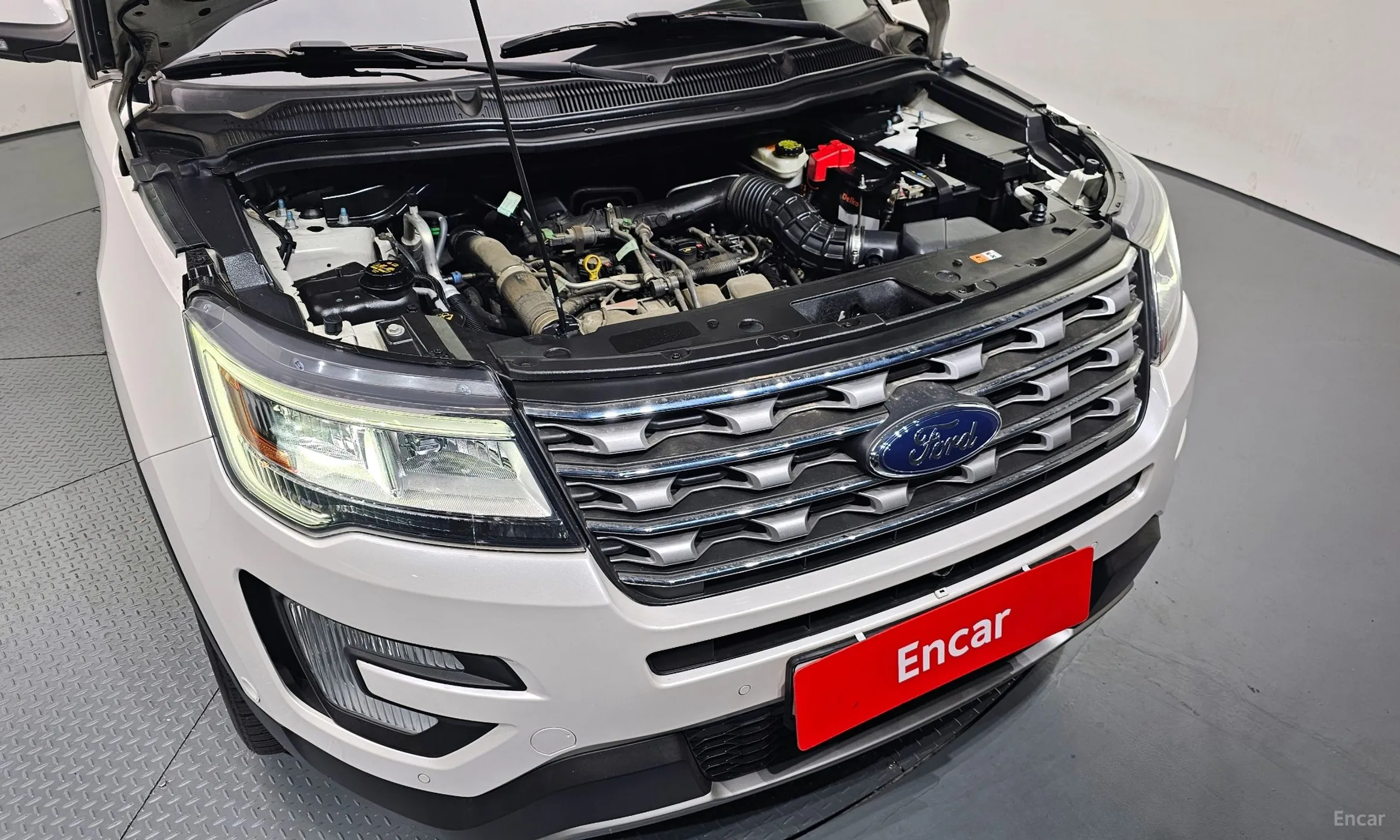 Ford Explorer превью 6