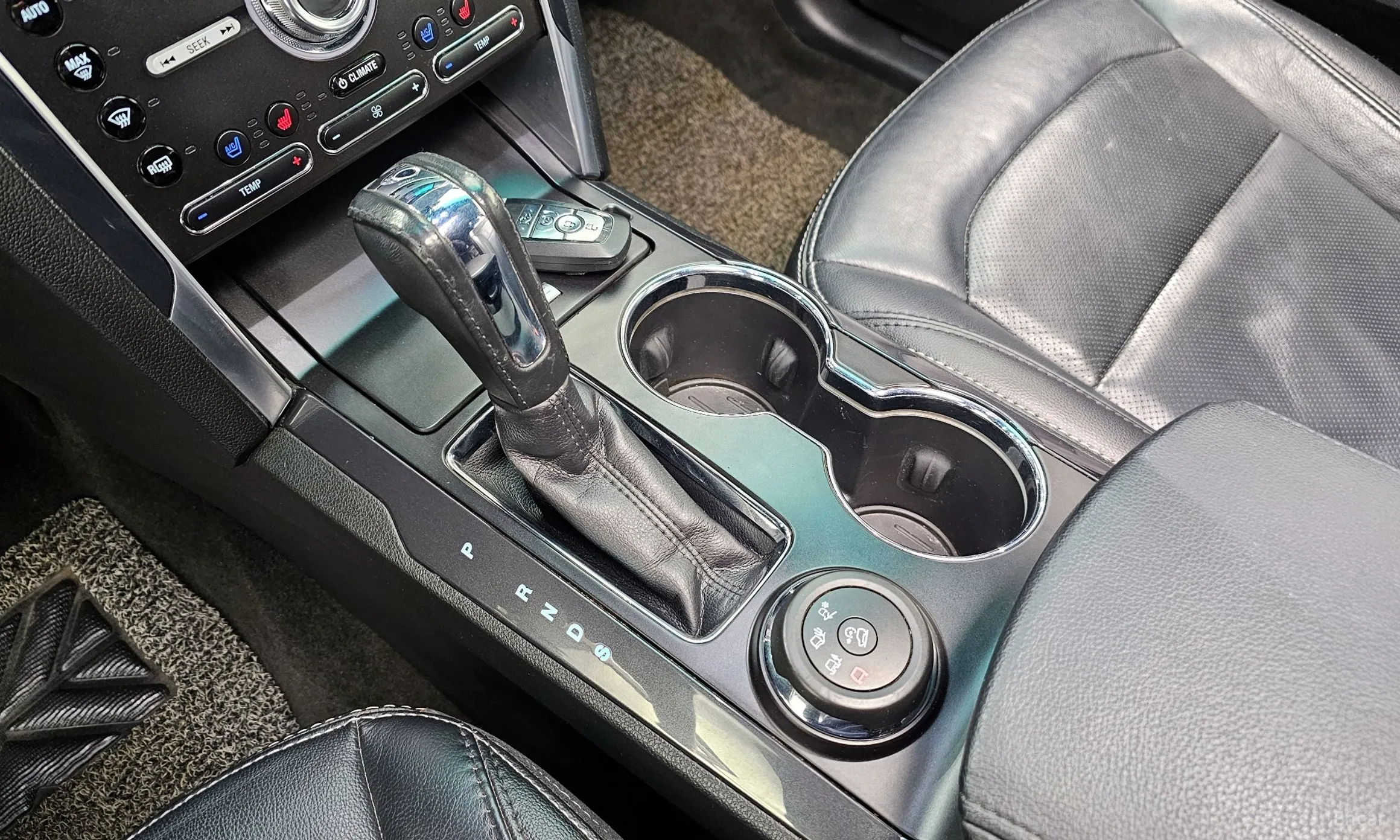 Ford Explorer превью 9