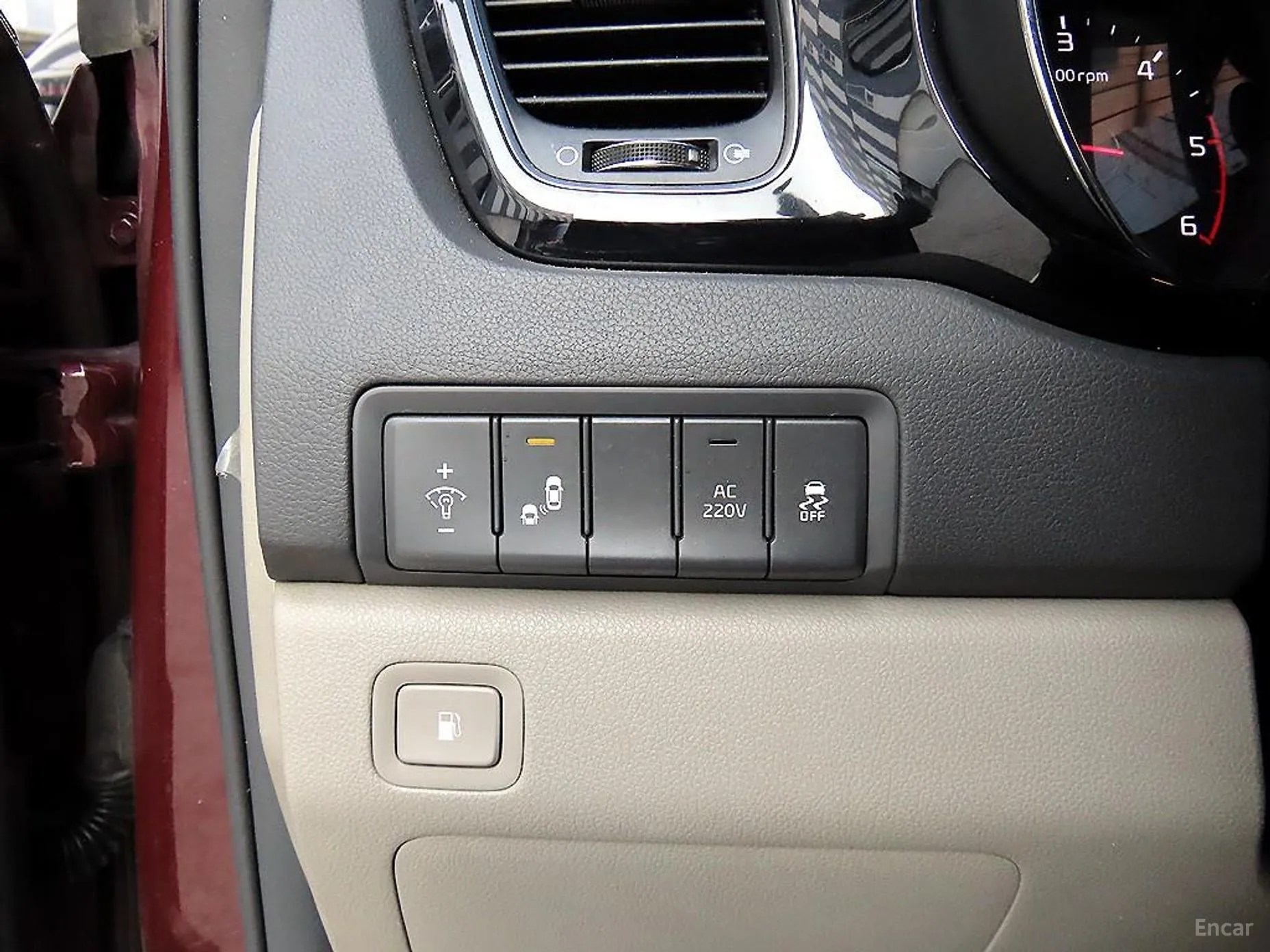 Kia Carnival превью 13