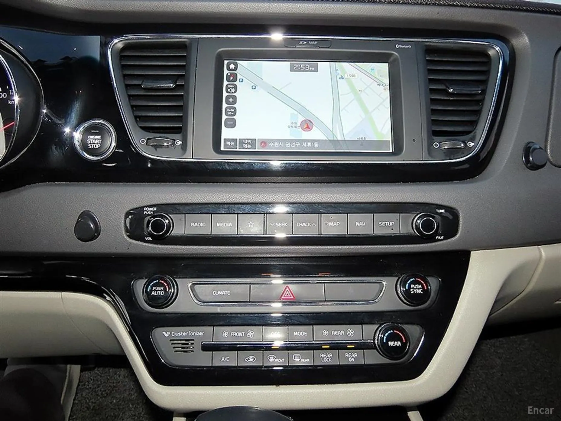 Kia Carnival превью 14
