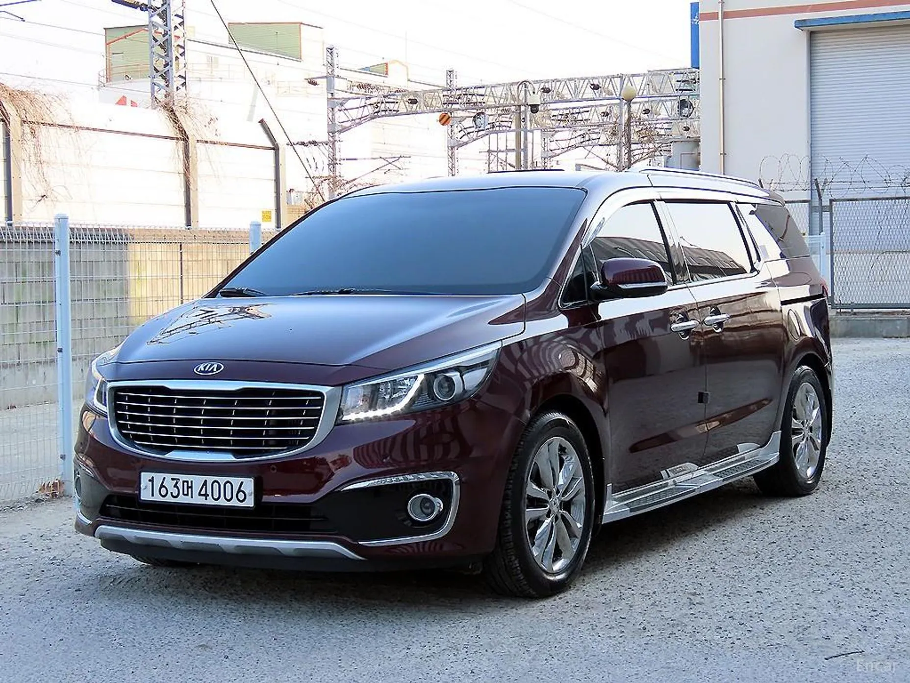Kia Carnival превью 2