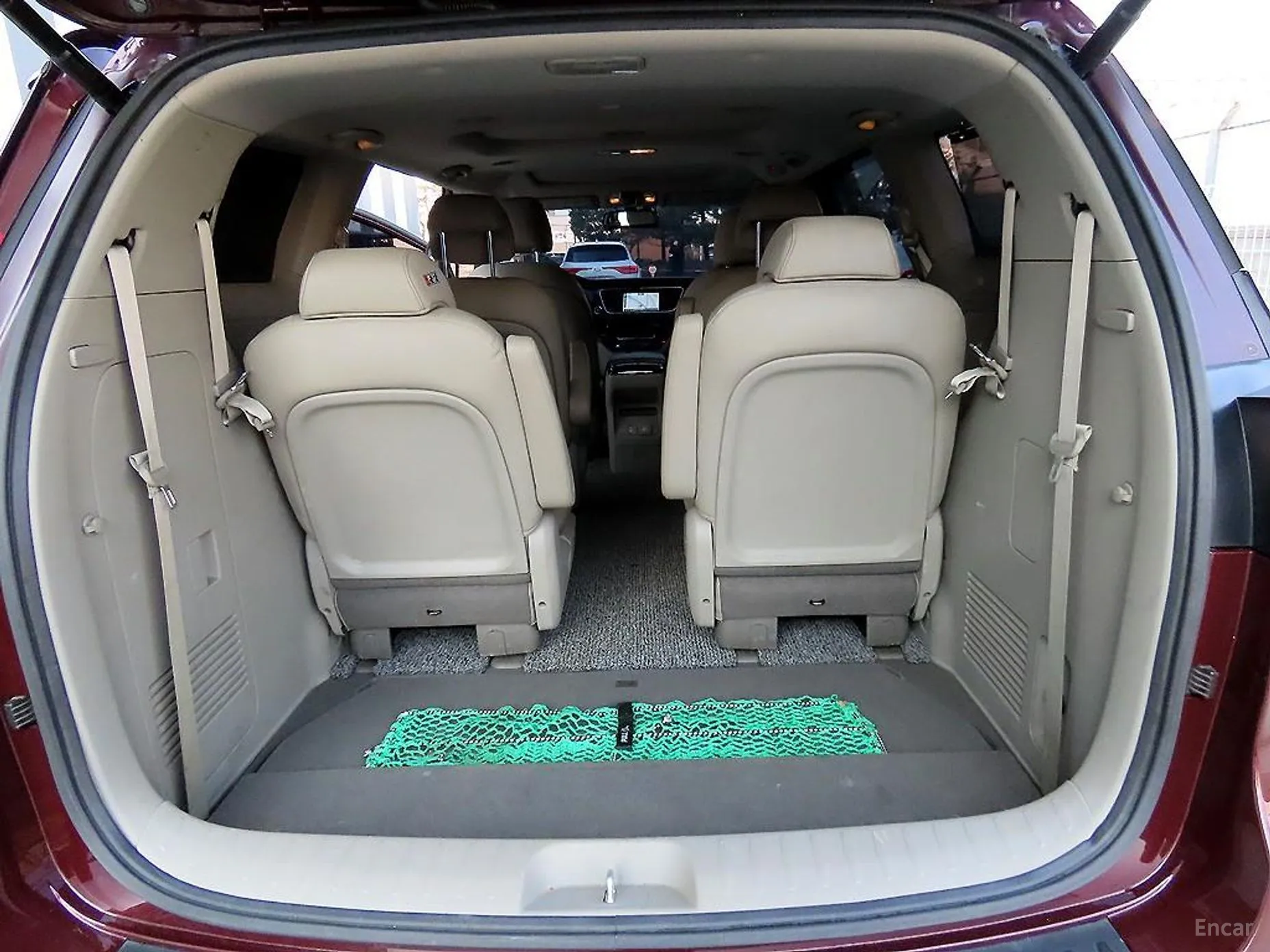 Kia Carnival превью 17