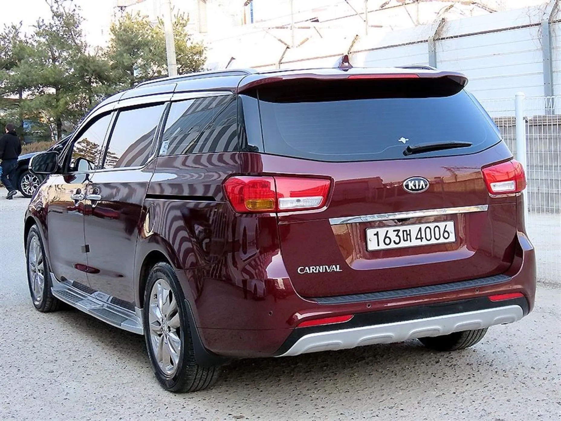 Kia Carnival превью 3