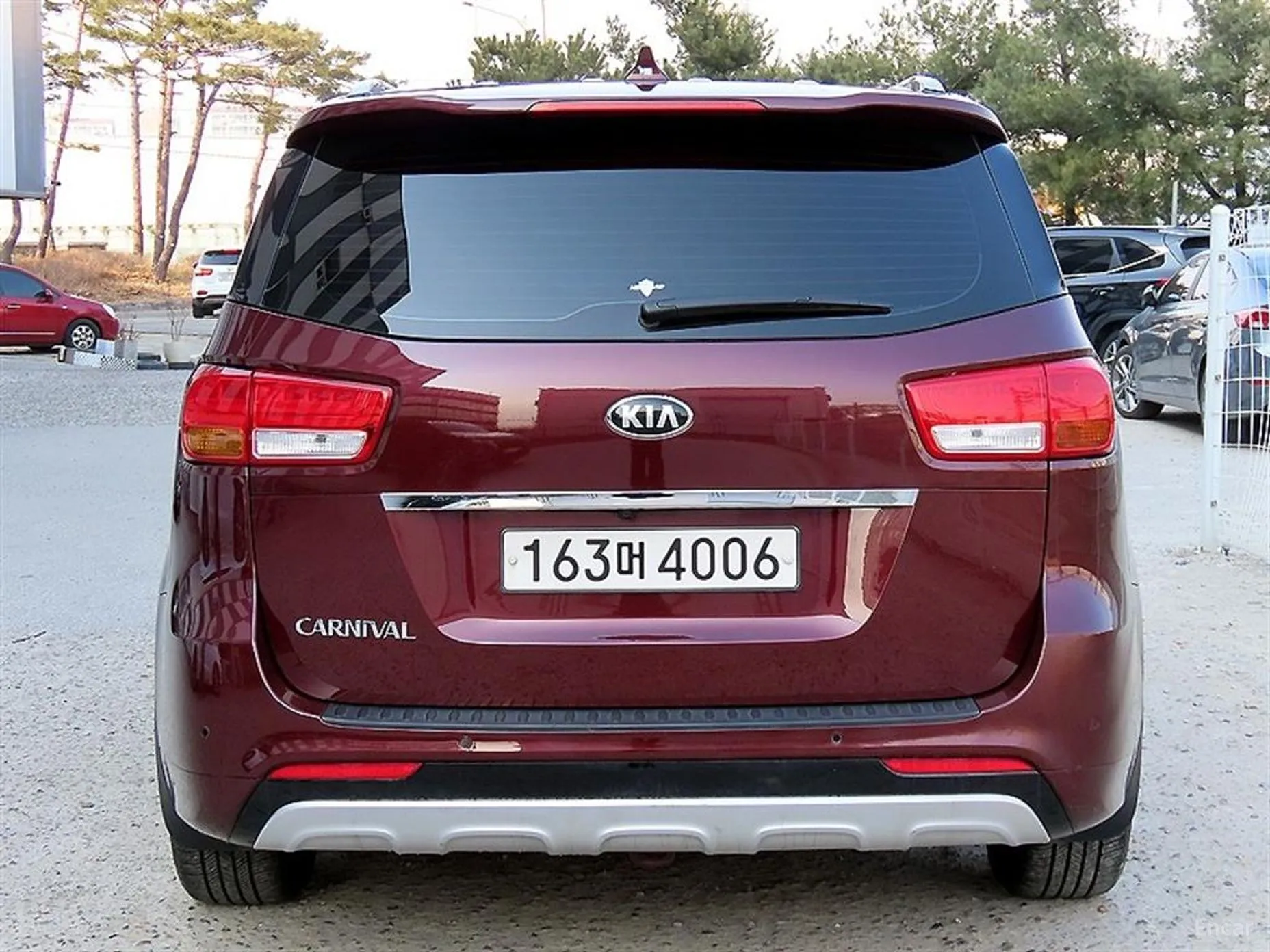 Kia Carnival превью 4