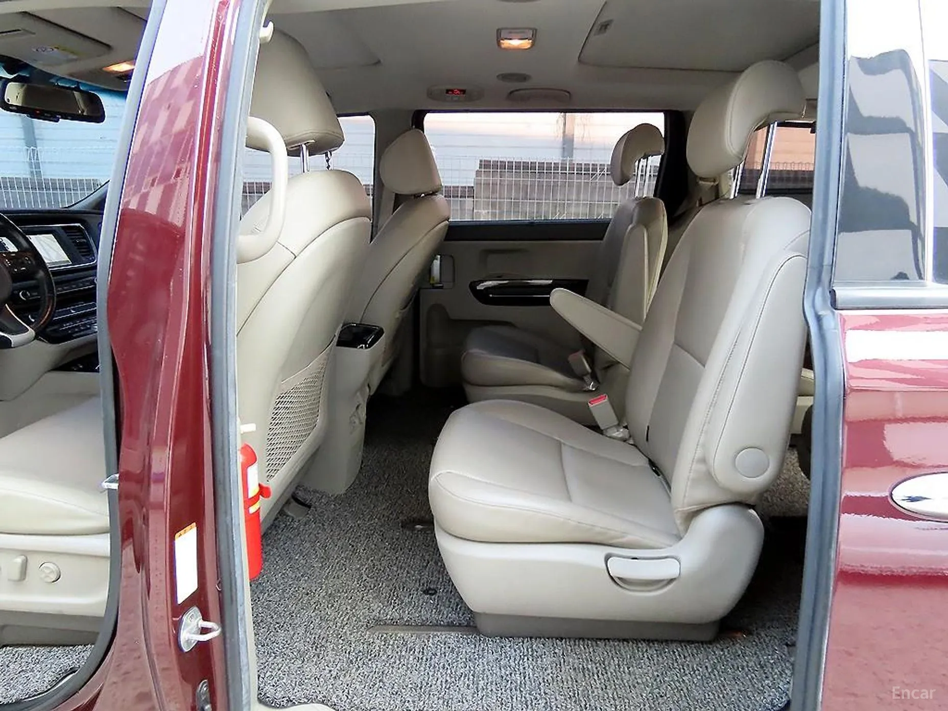 Kia Carnival превью 6