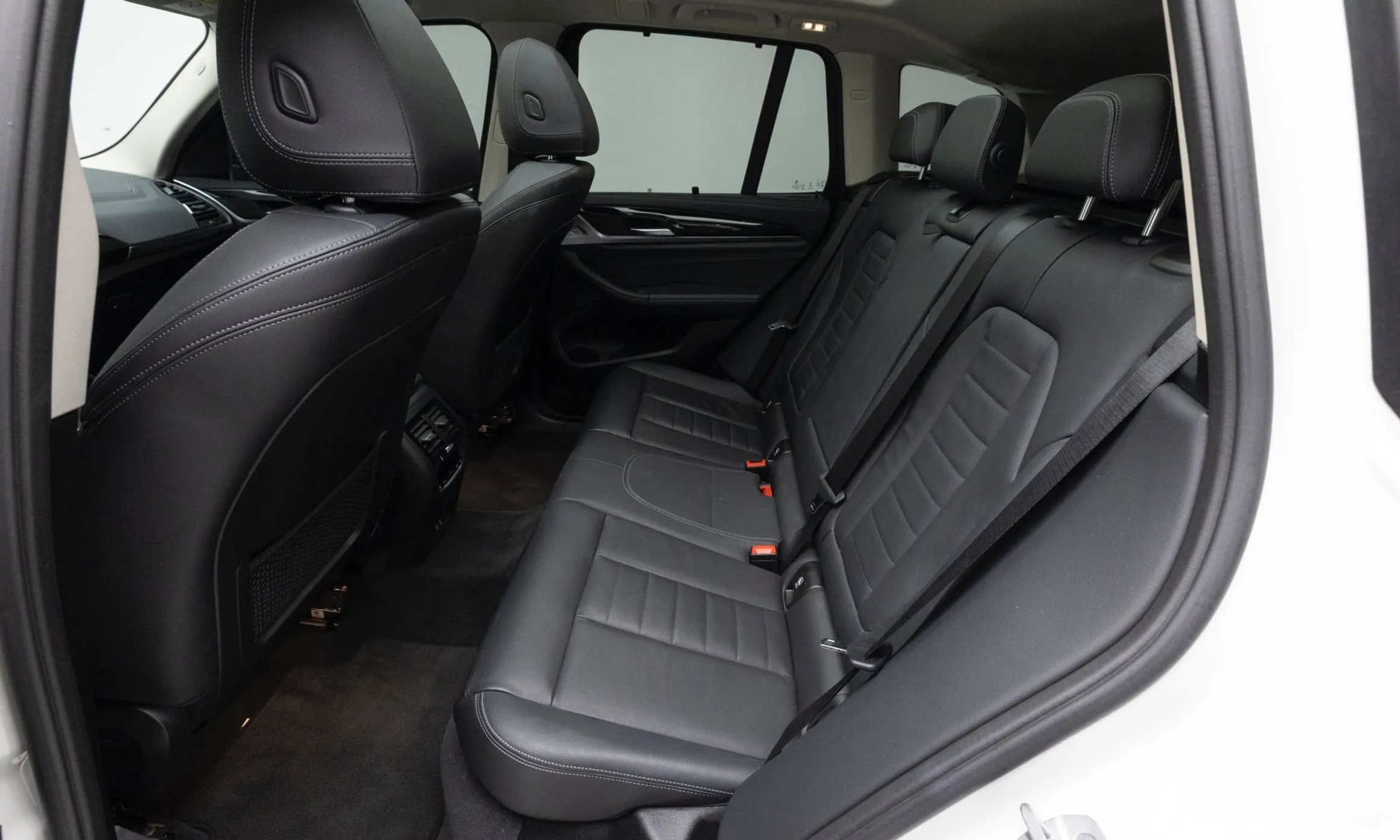 BMW X3 (G01) превью 11