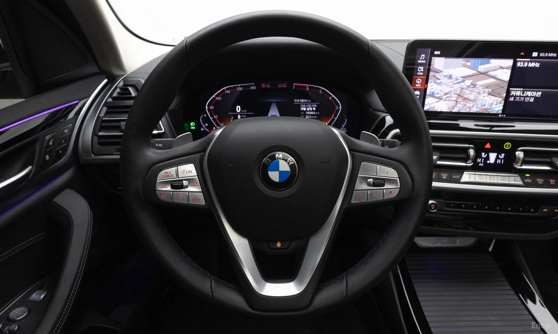 BMW X3 (G01) превью 12