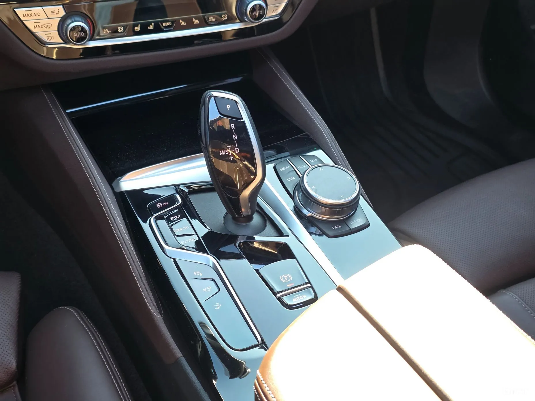 BMW 6-Series GT (G32) превью 10