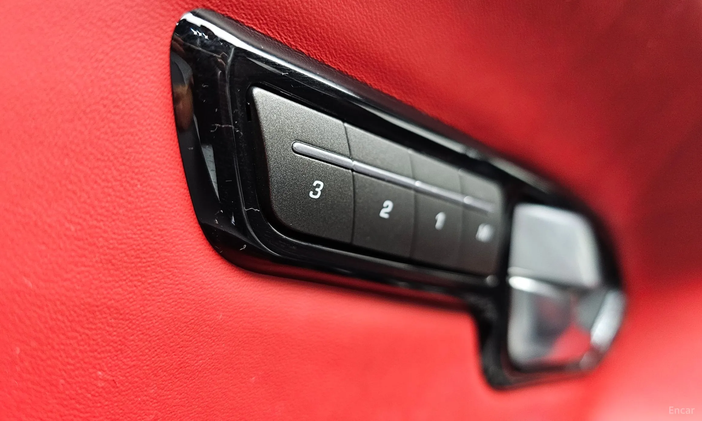 Land Rover Range Rover Evoque превью 19