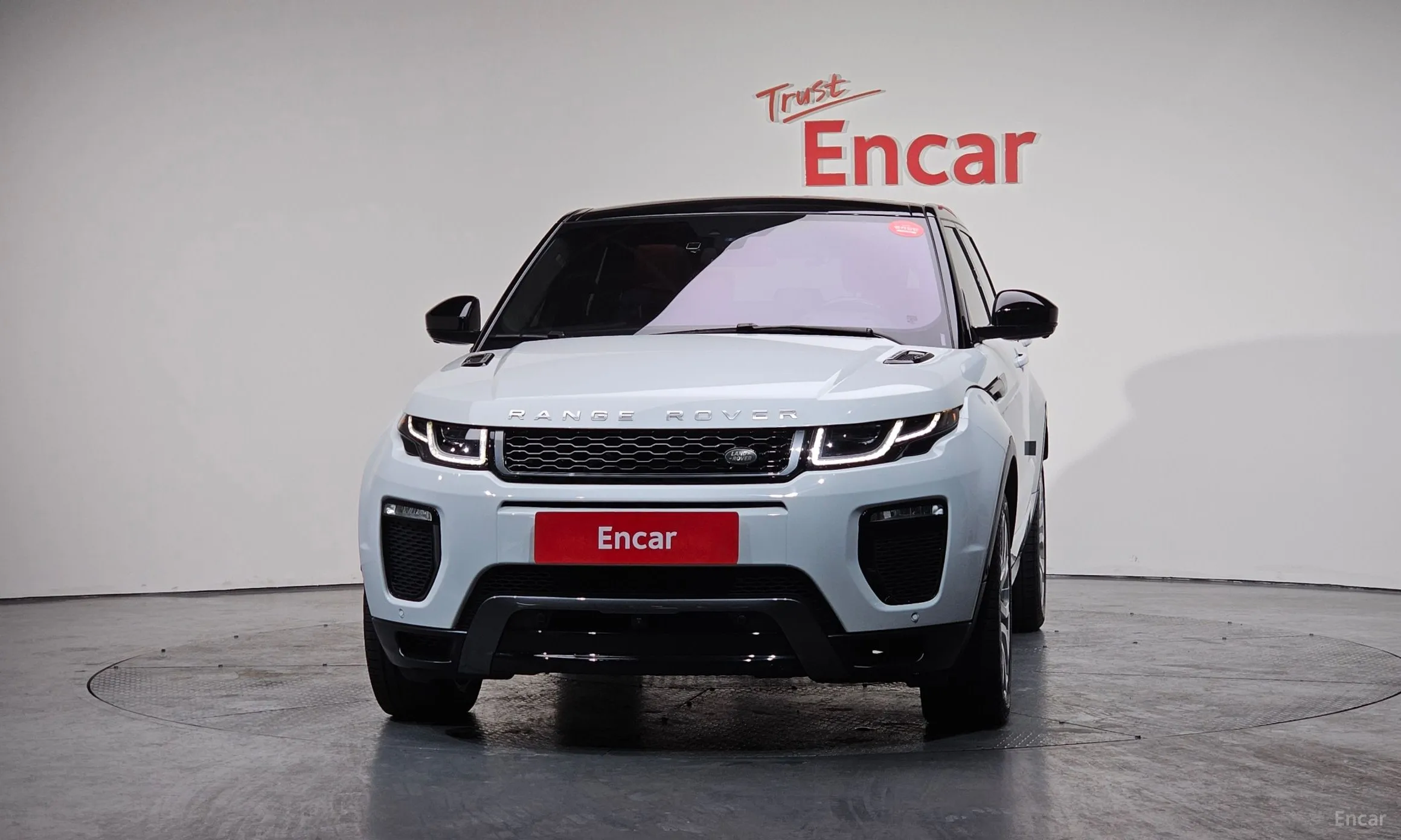 Land Rover Range Rover Evoque превью 3