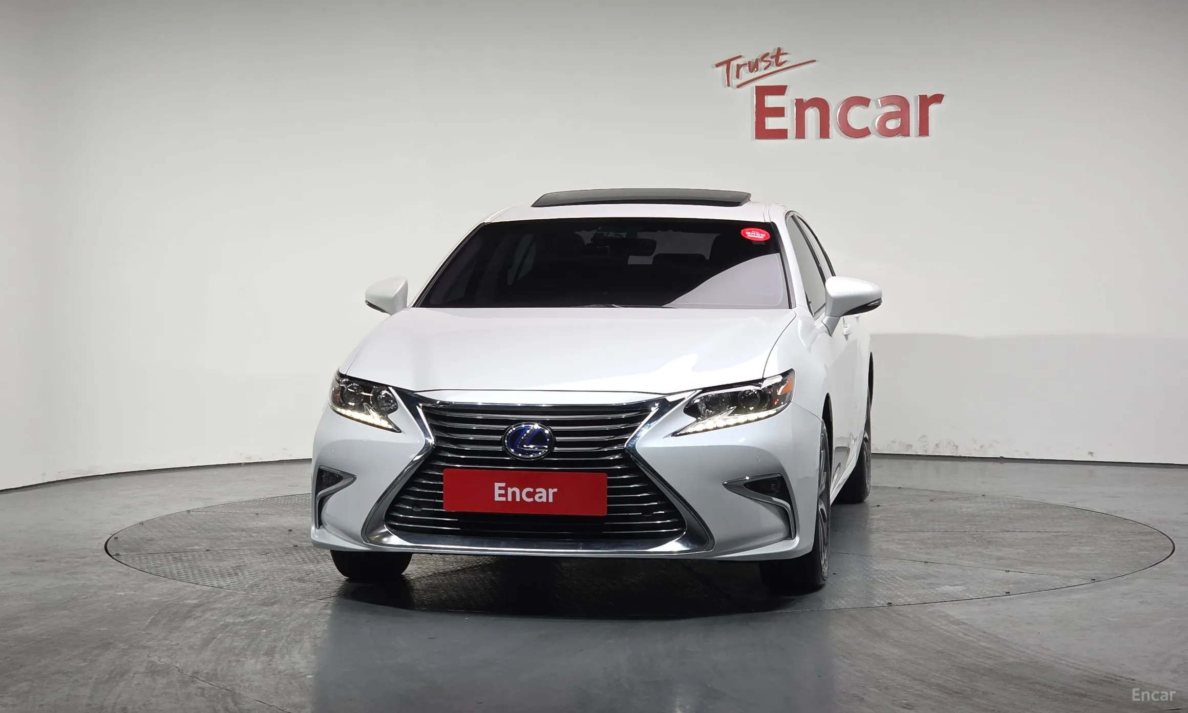 Lexus New ES300h превью 3