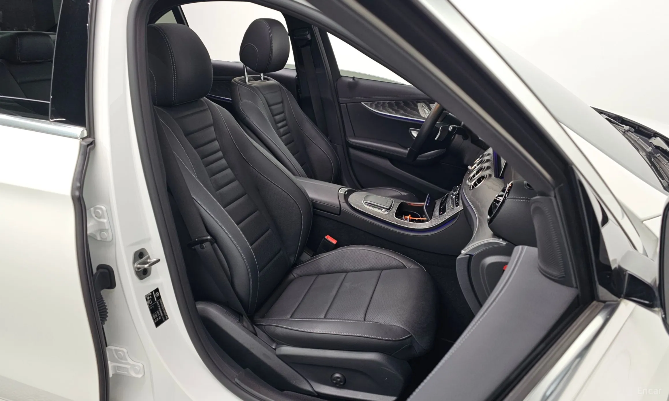 Mercedes Benz E-Class W213 превью 10