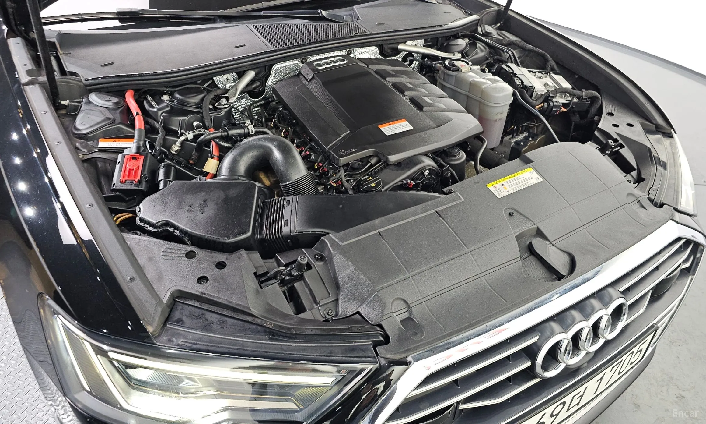 Audi A6 (C8) превью 6
