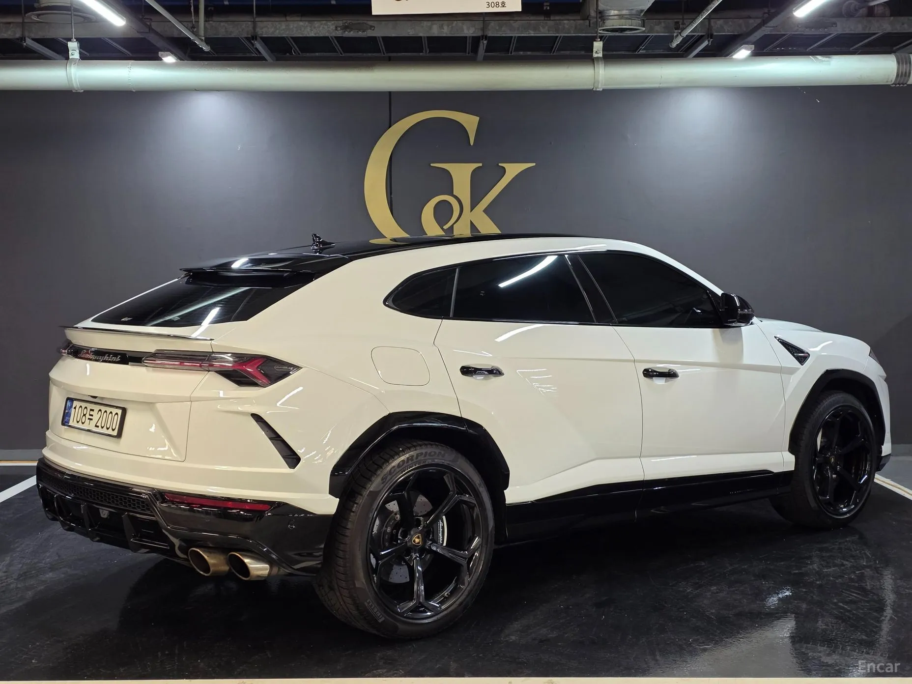 Lamborghini Urus превью 2