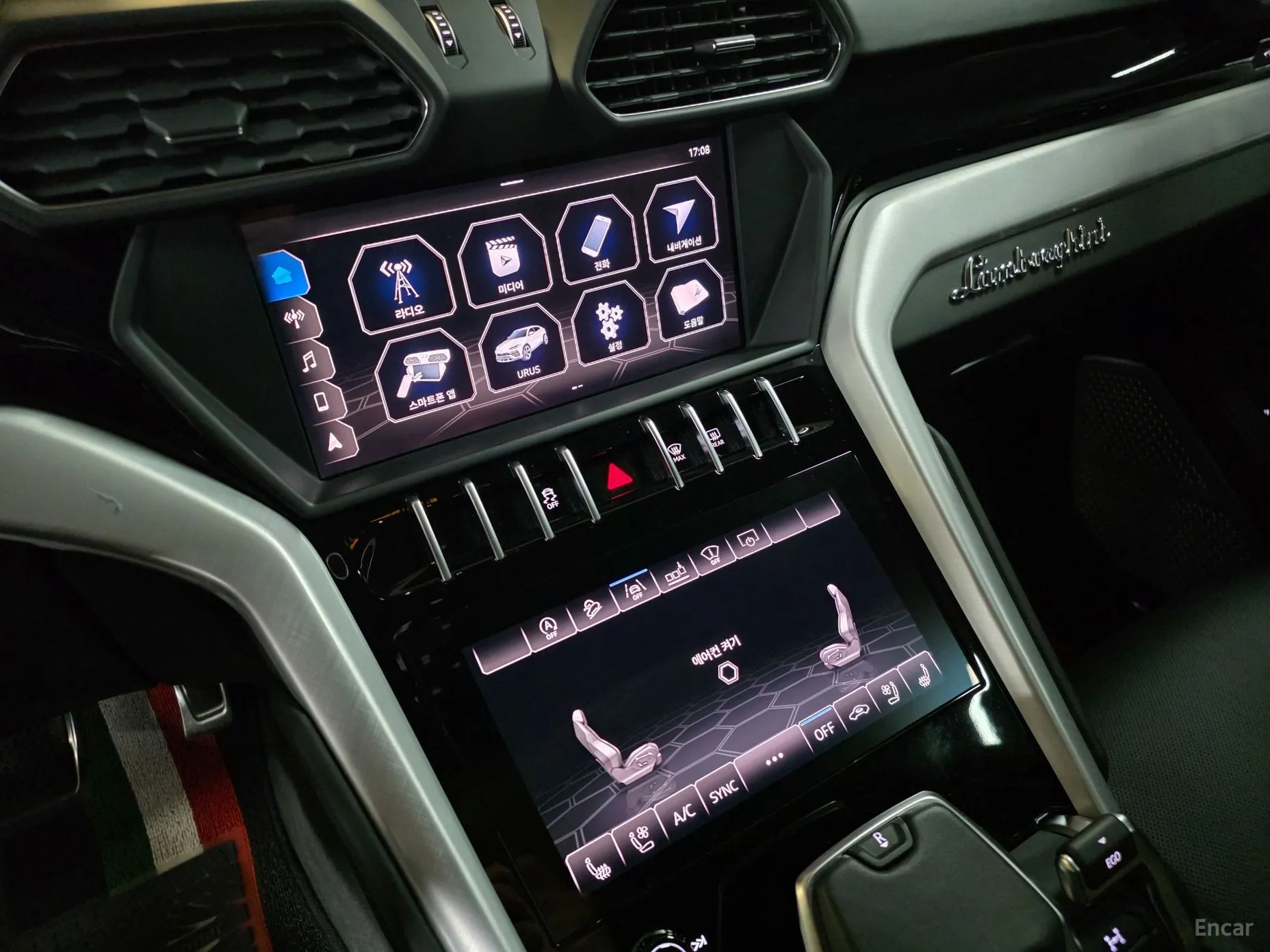 Lamborghini Urus превью 18
