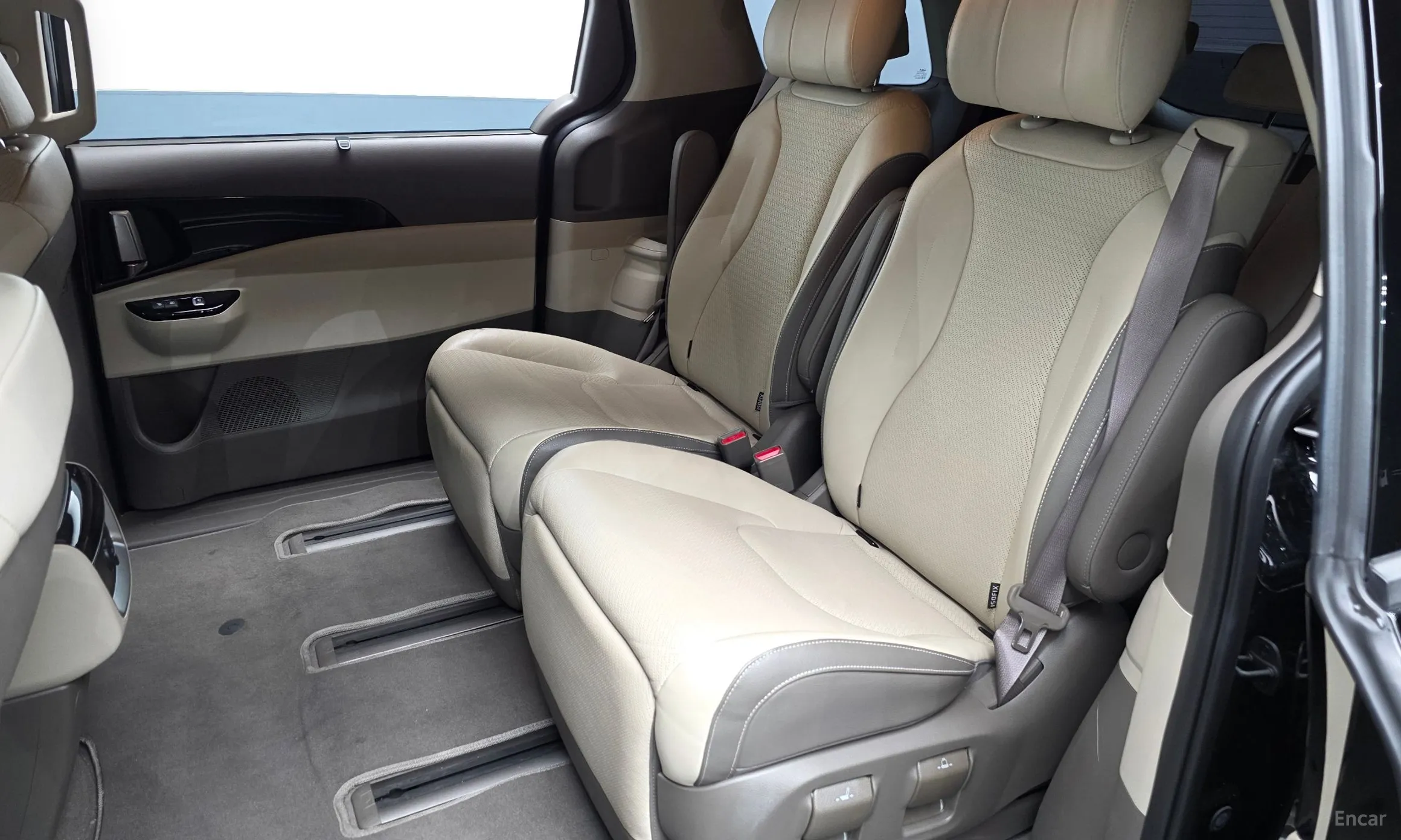 Kia Carnival Gen 4 превью 12