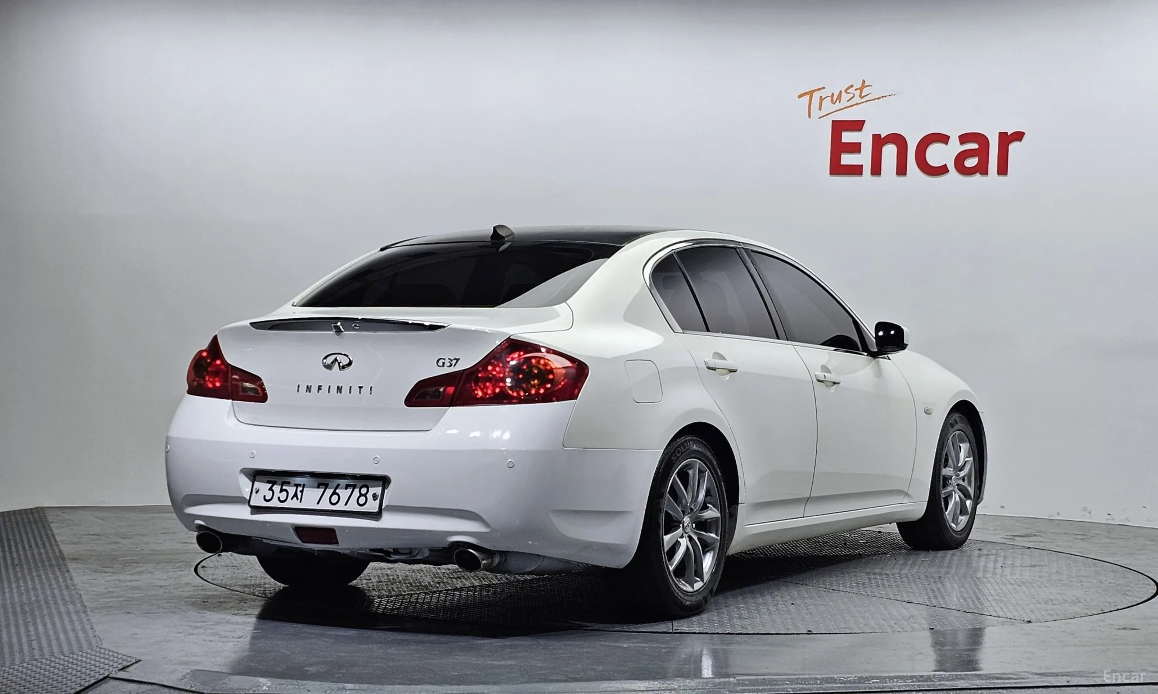 Infiniti G37
