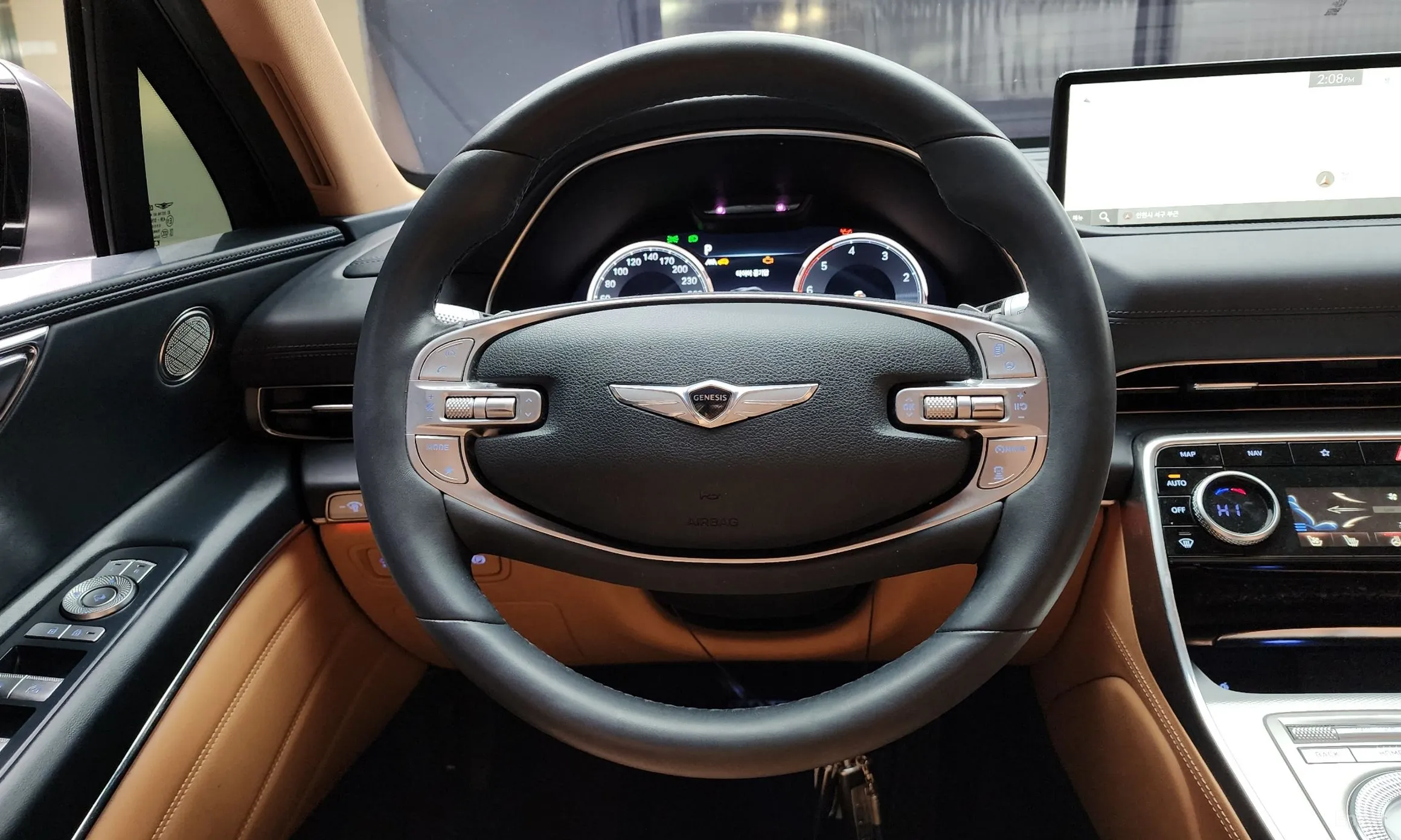 Genesis GV80 превью 13