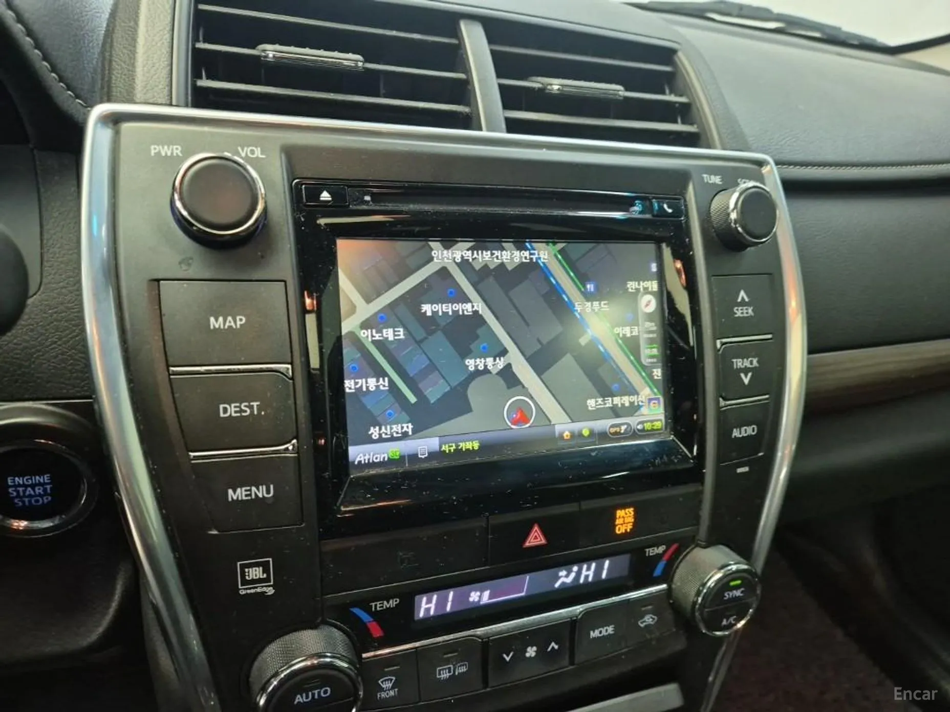 Toyota New Camry превью 12