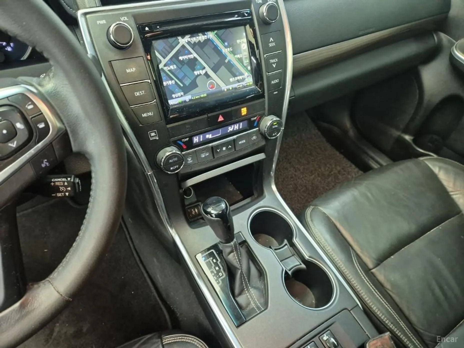Toyota New Camry превью 8