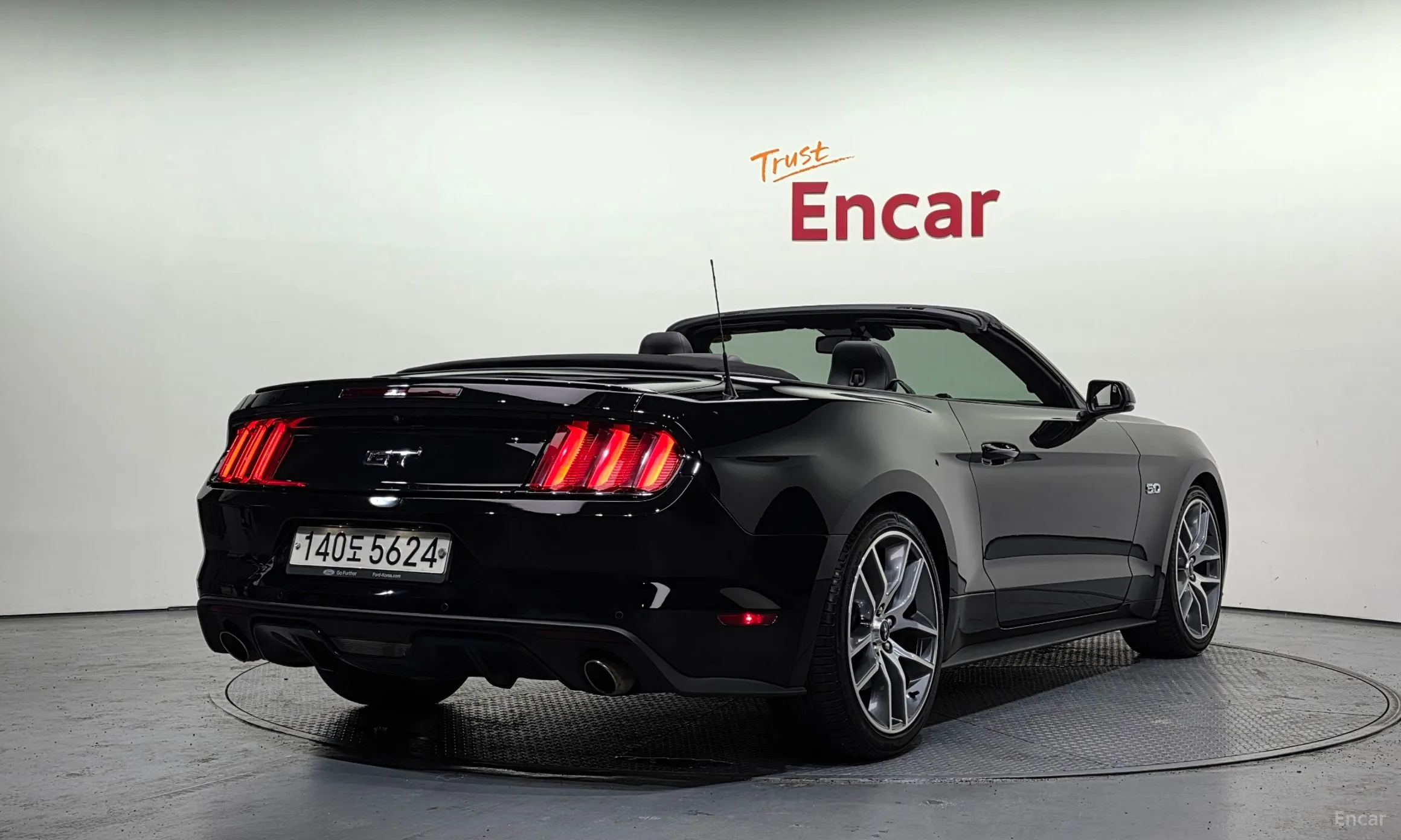 Ford Mustang превью 2