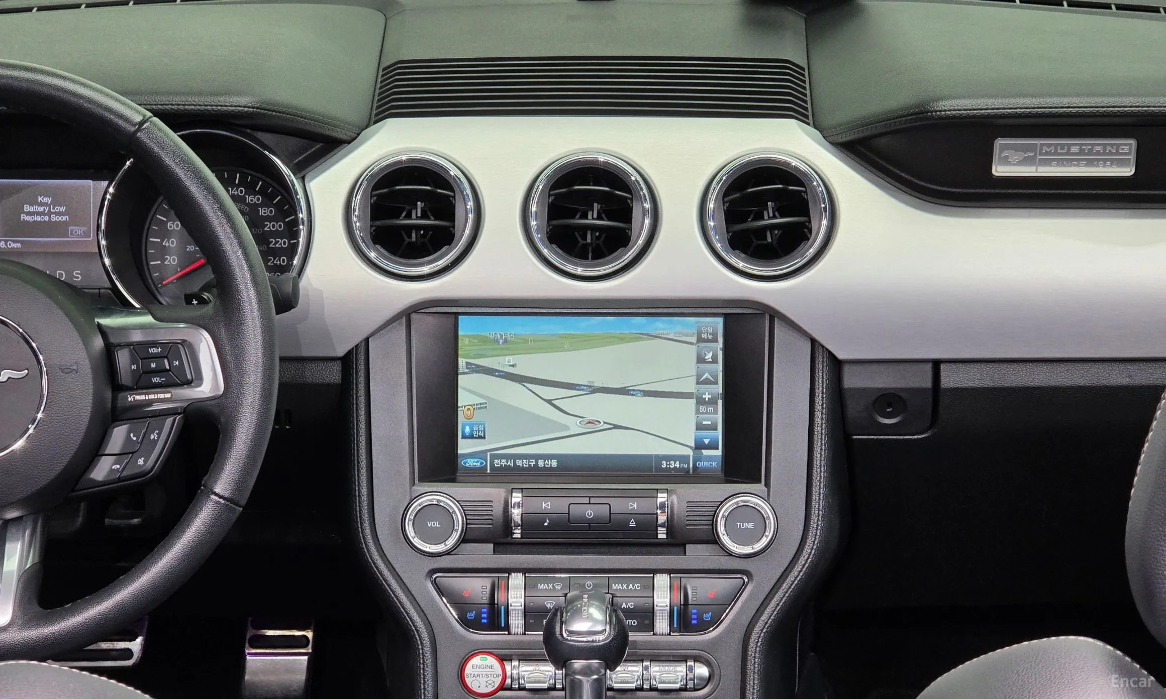 Ford Mustang превью 16