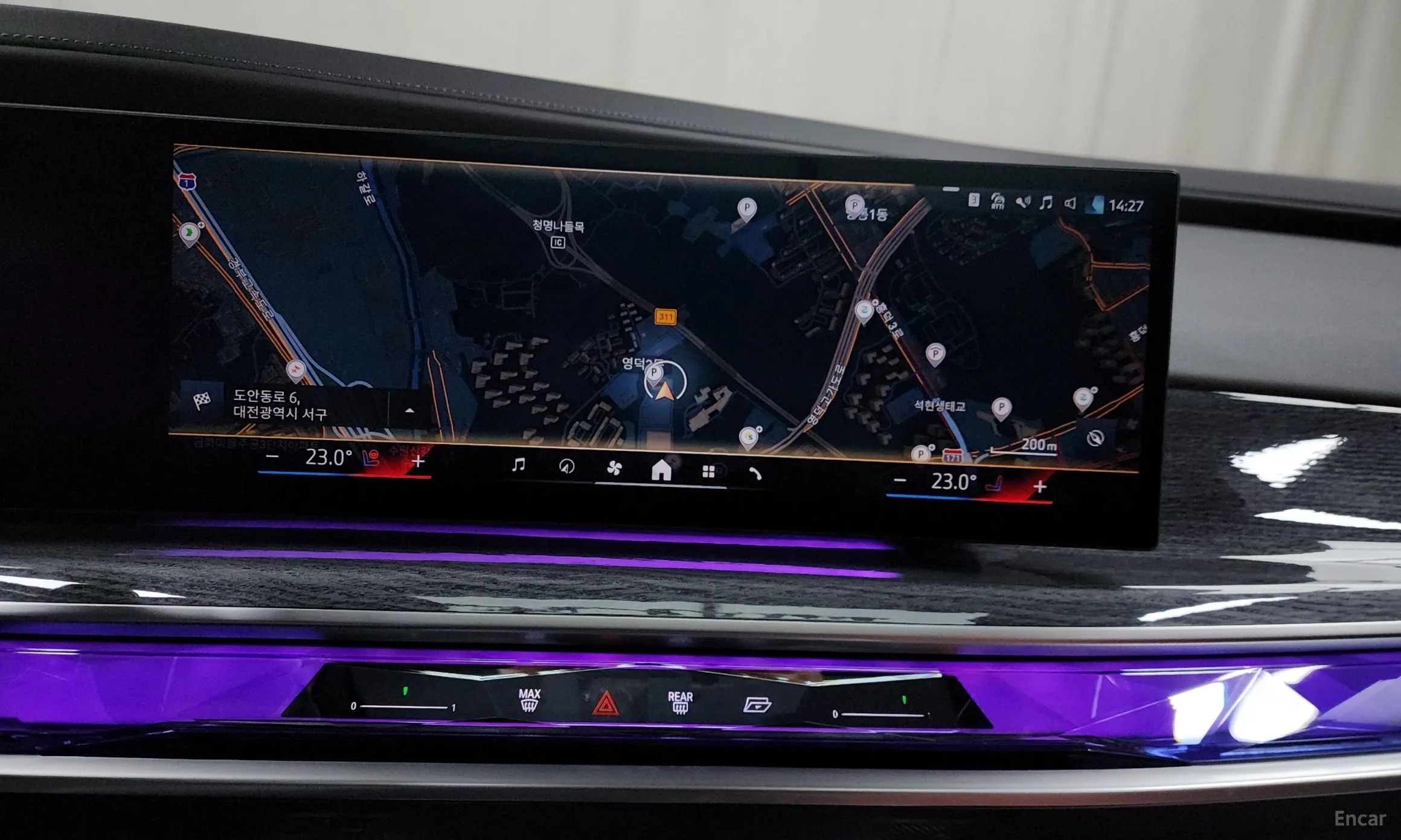 BMW 7 Series (G70) превью 14