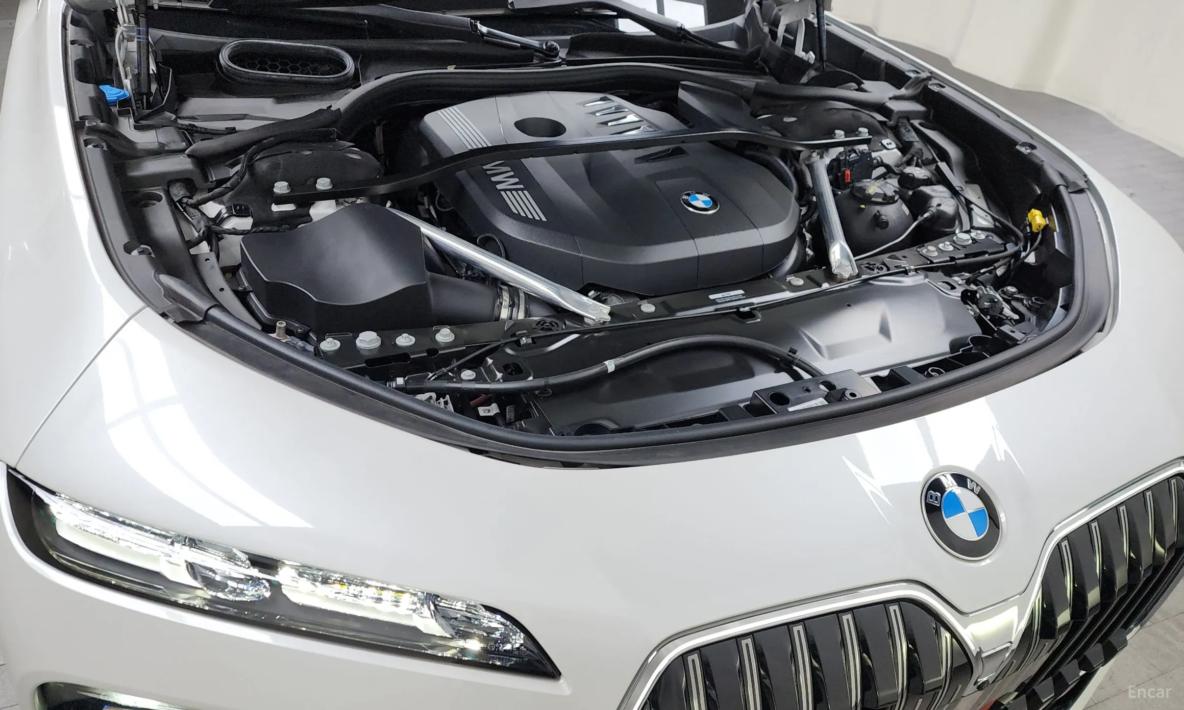 BMW 7 Series (G70) превью 6