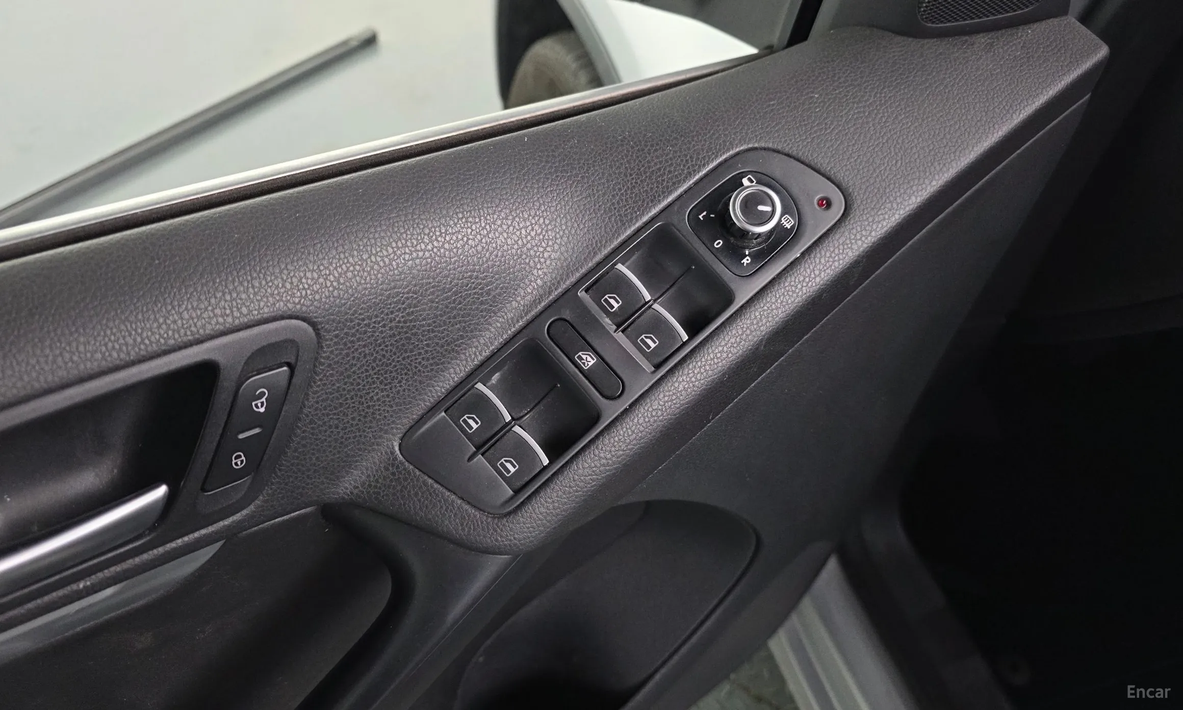 Volkswagen New Tiguan превью 16