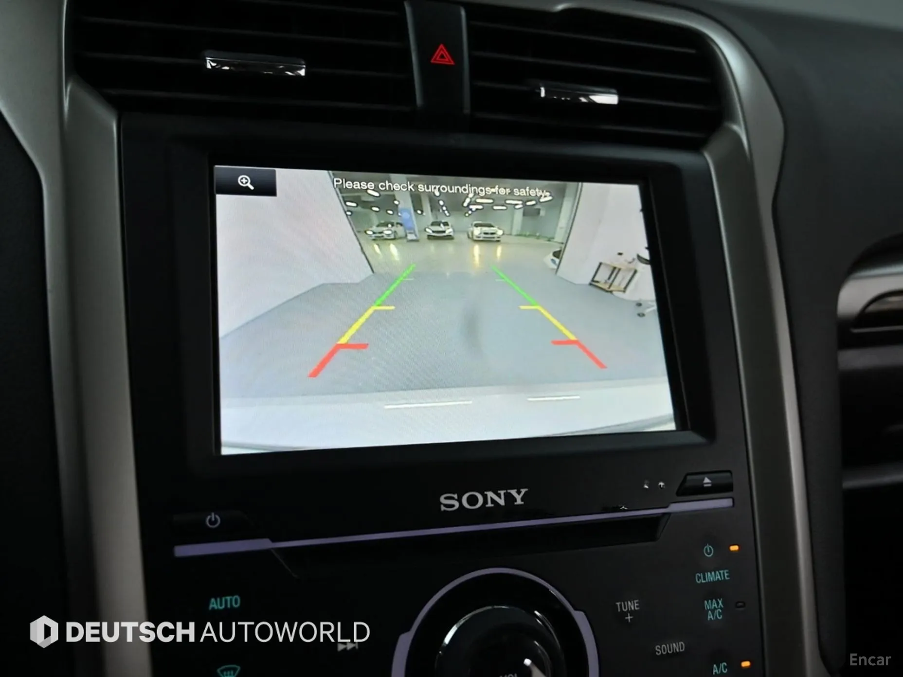 Ford Fusion превью 15