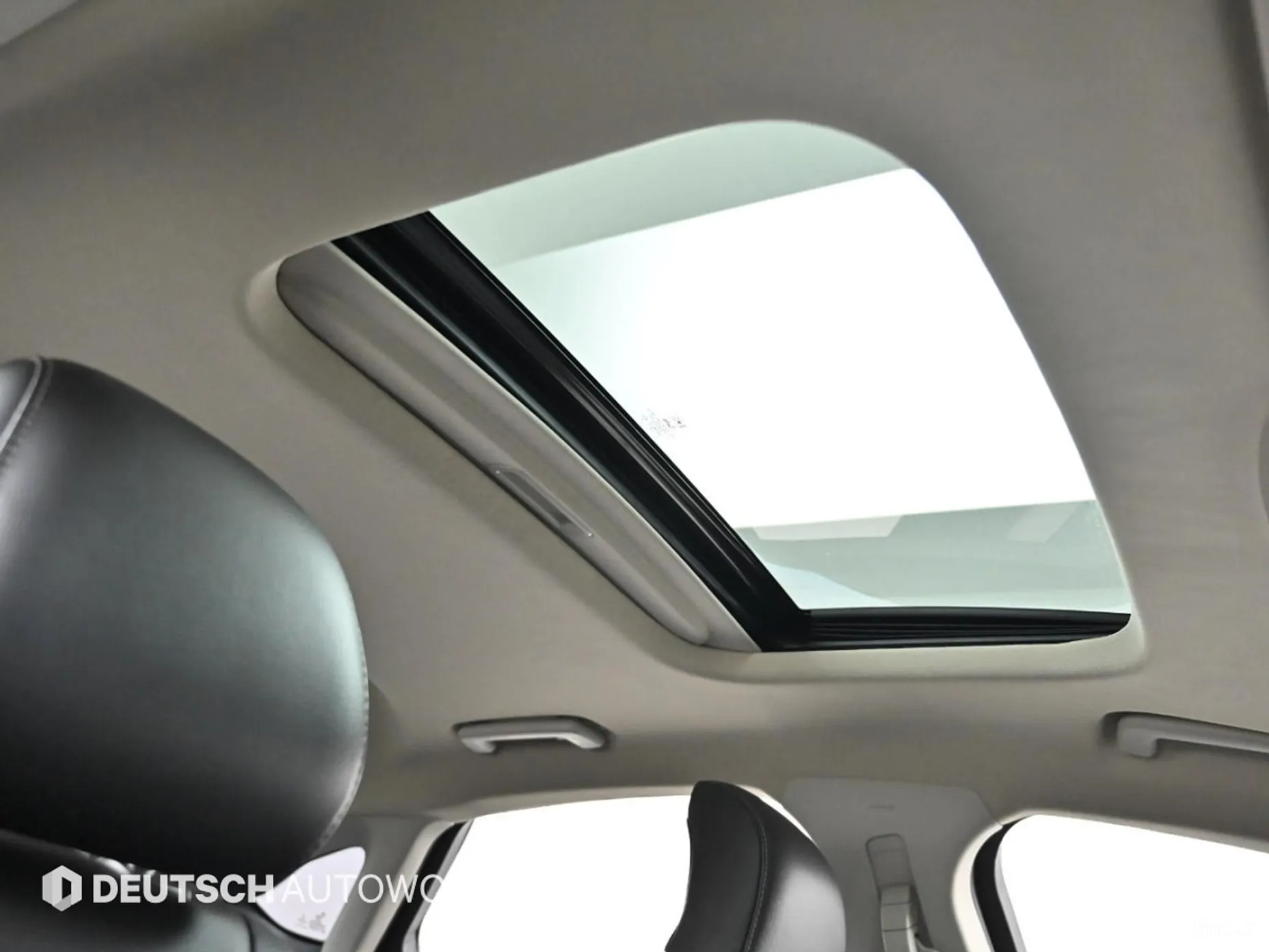 Ford Fusion превью 19