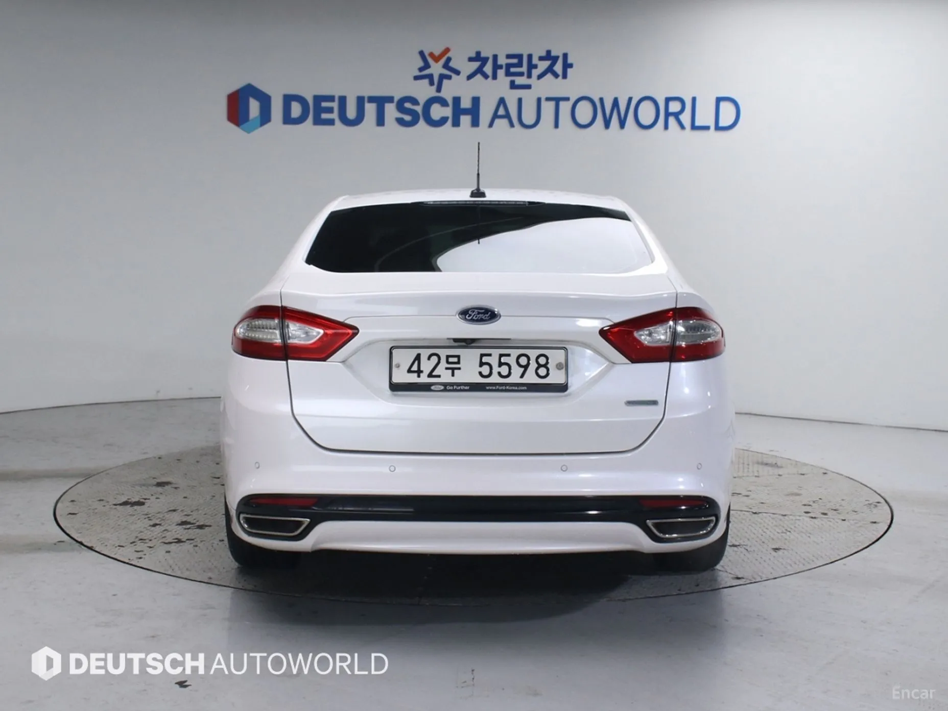 Ford Fusion превью 4