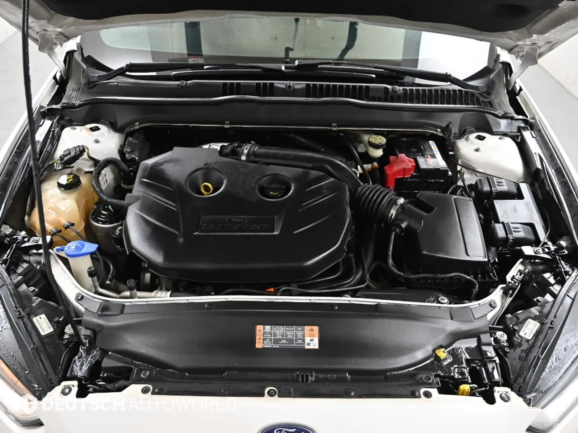 Ford Fusion превью 6