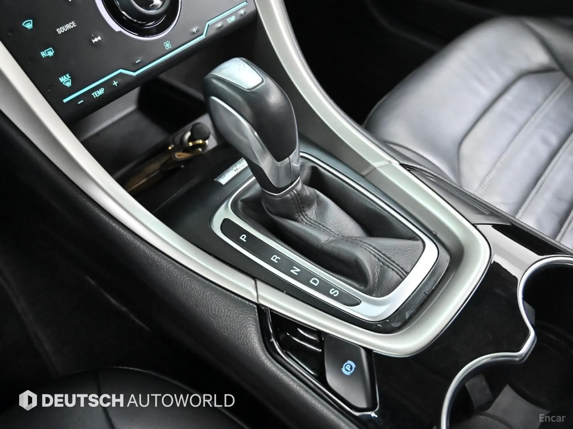 Ford Fusion превью 9