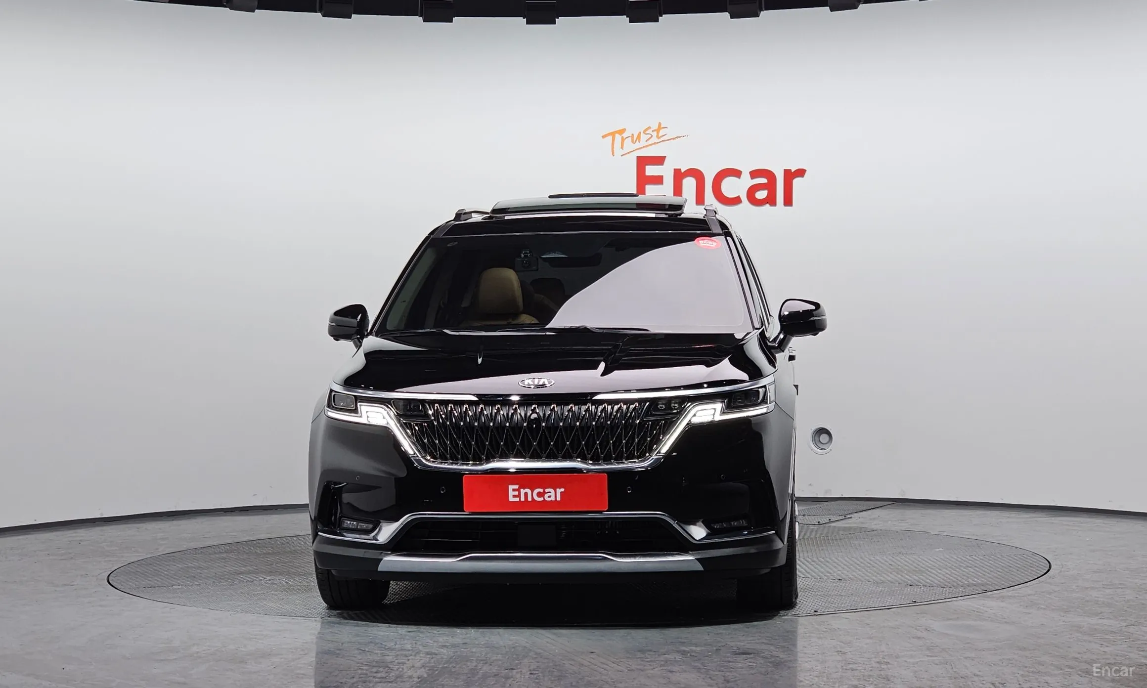 Kia Carnival Gen 4 превью 3