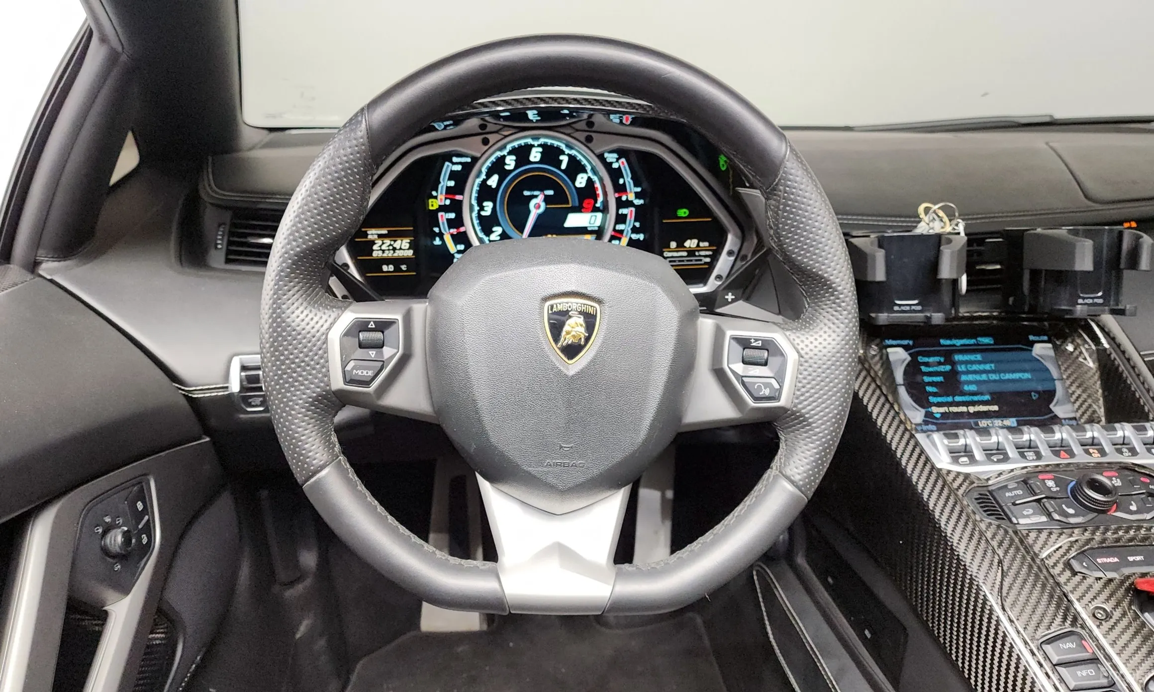 Lamborghini Aventador превью 12
