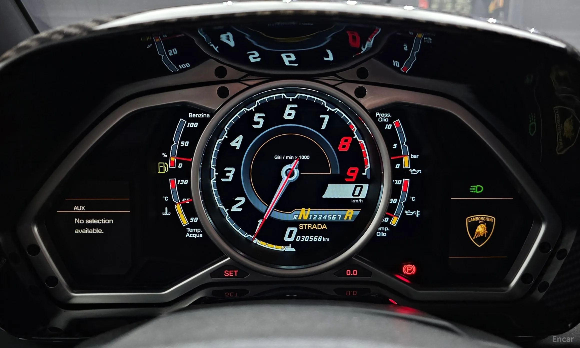 Lamborghini Aventador превью 8
