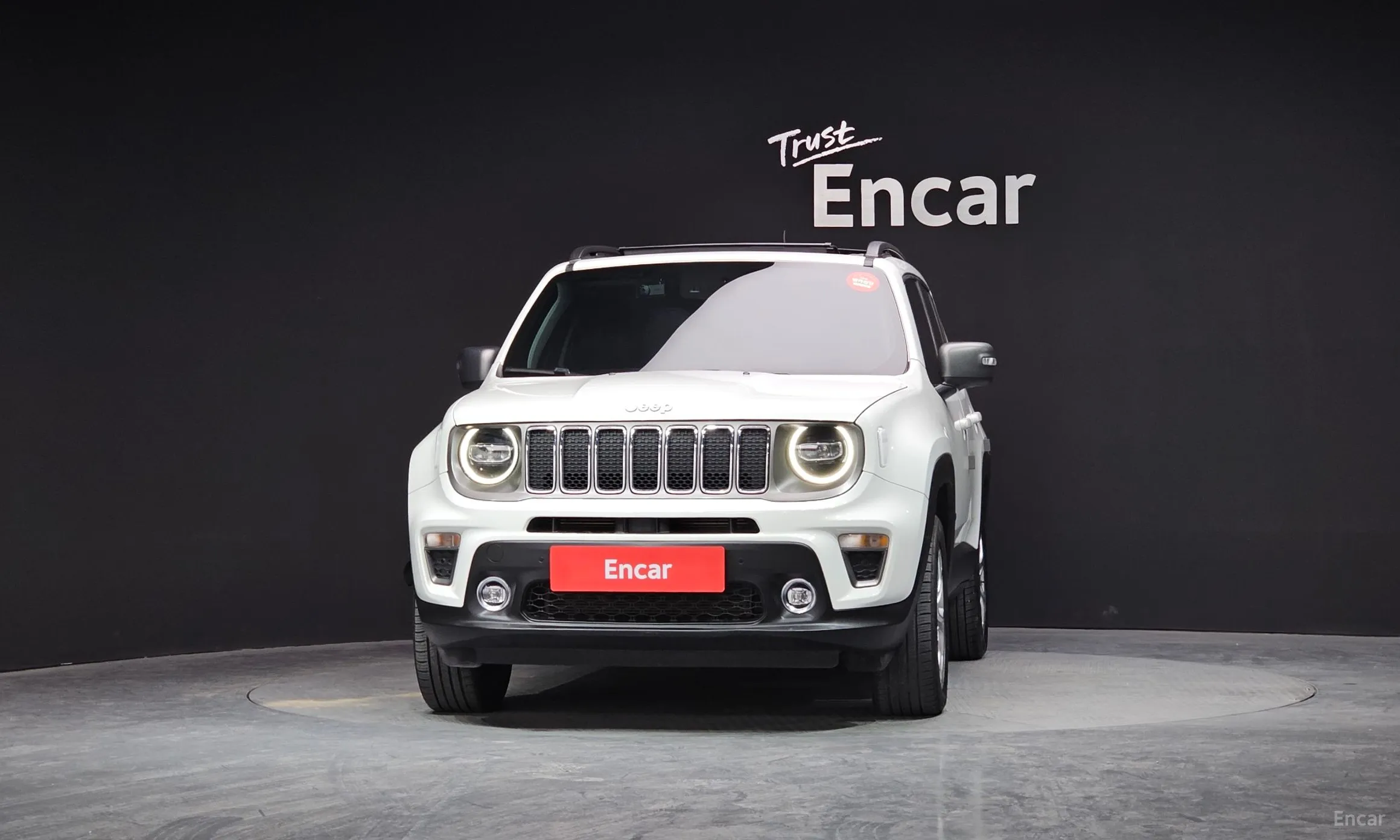 Jeep Renegade превью 3