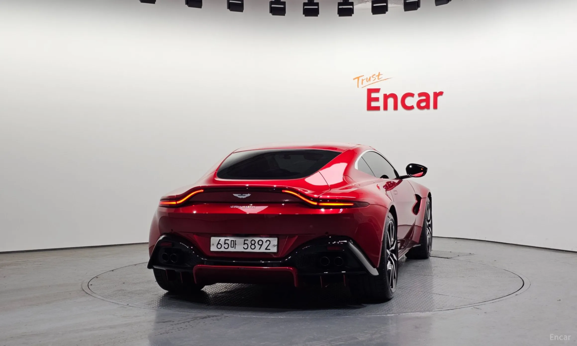 Aston Martin Vantage 2nd Generation превью 4