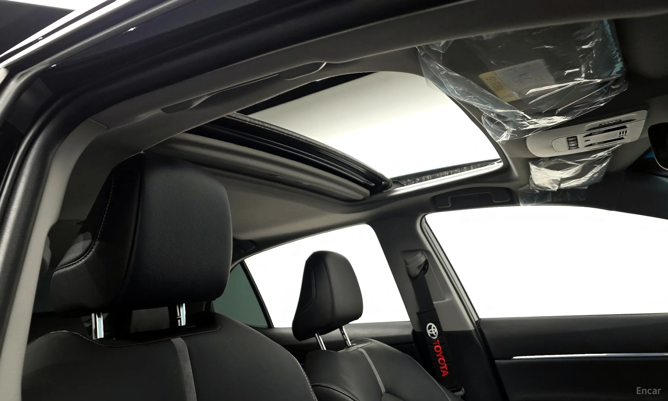 Toyota Camry (XV70) превью 16