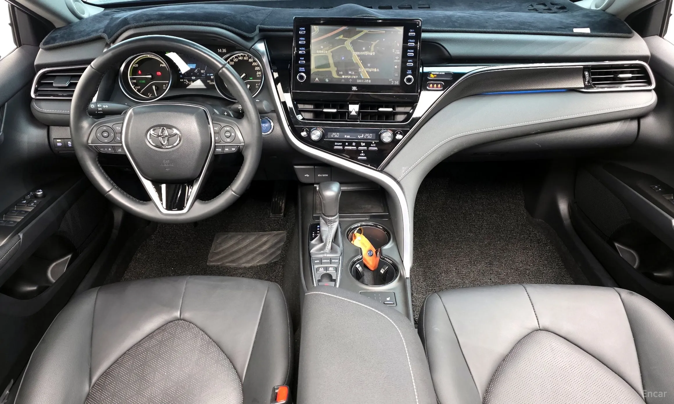 Toyota Camry (XV70) превью 7