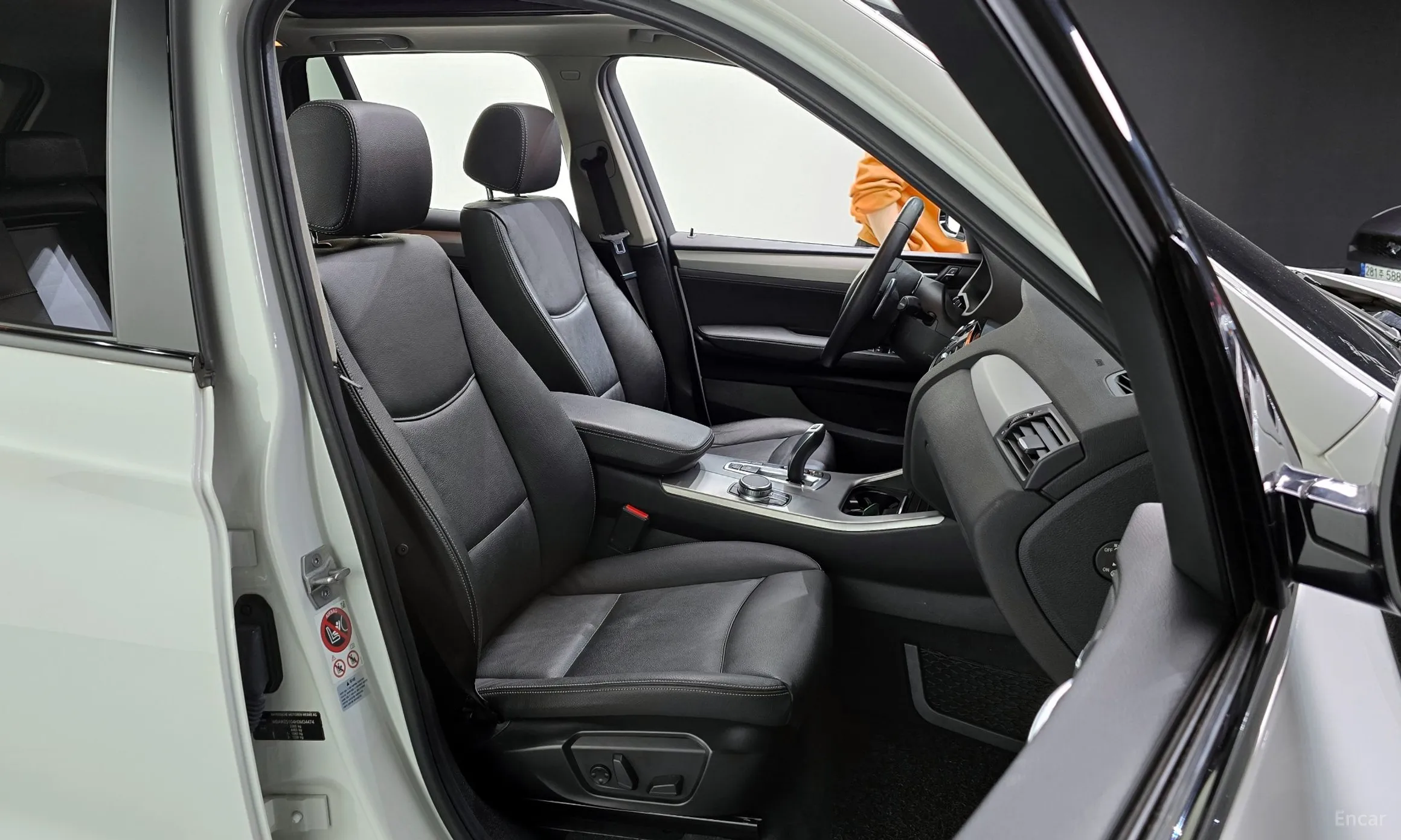 BMW X3 (F25) превью 12