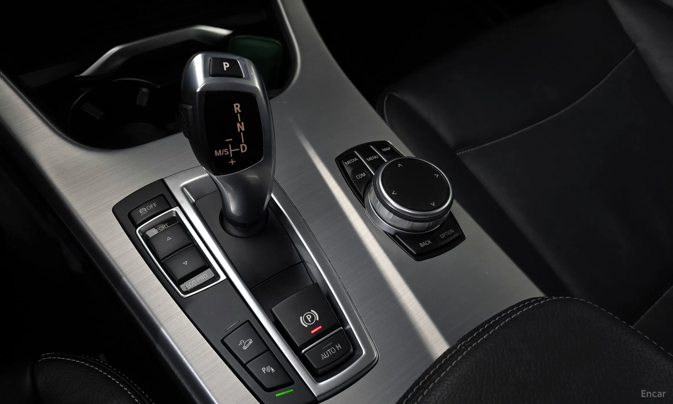BMW X3 (F25) превью 9