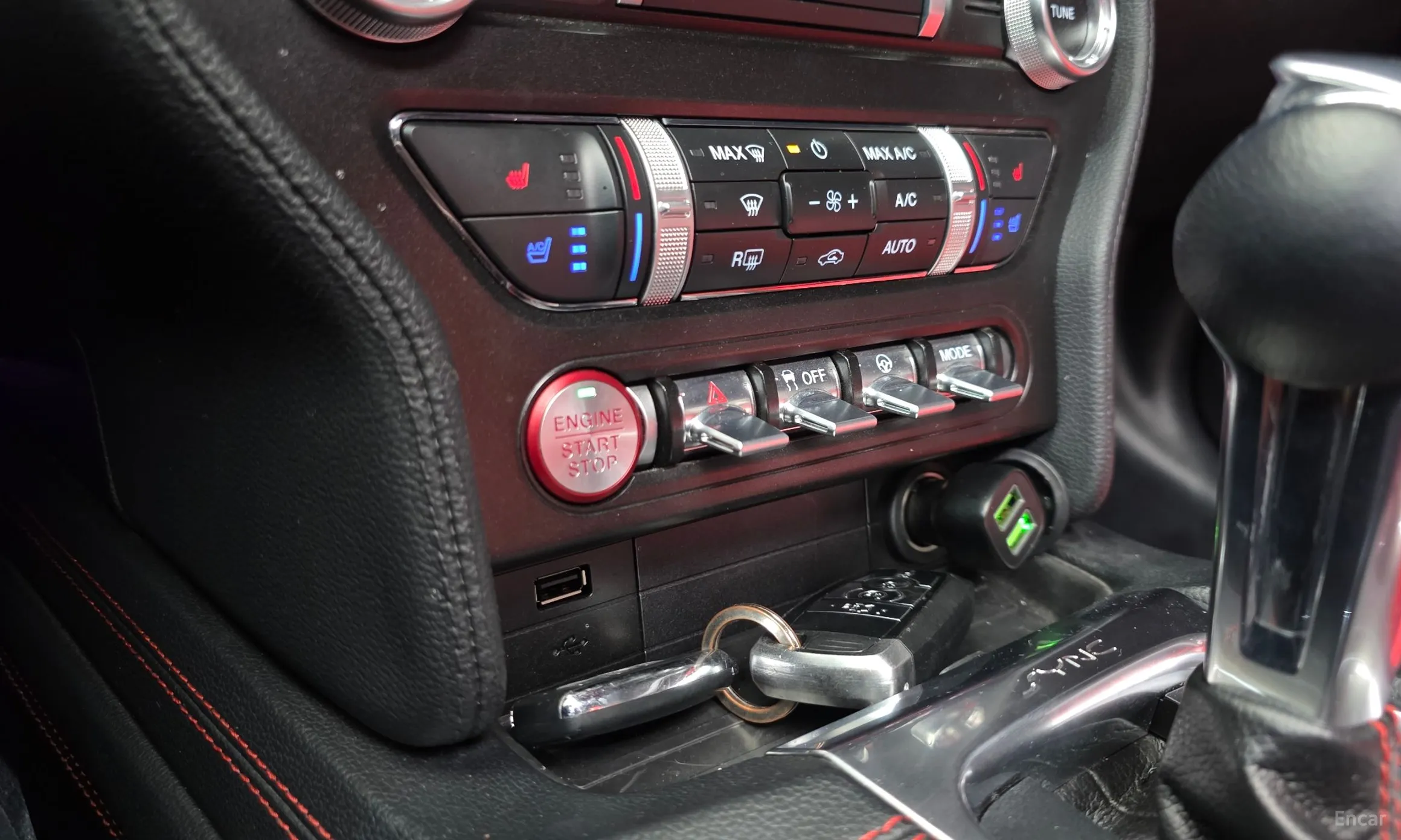 Ford Mustang превью 18